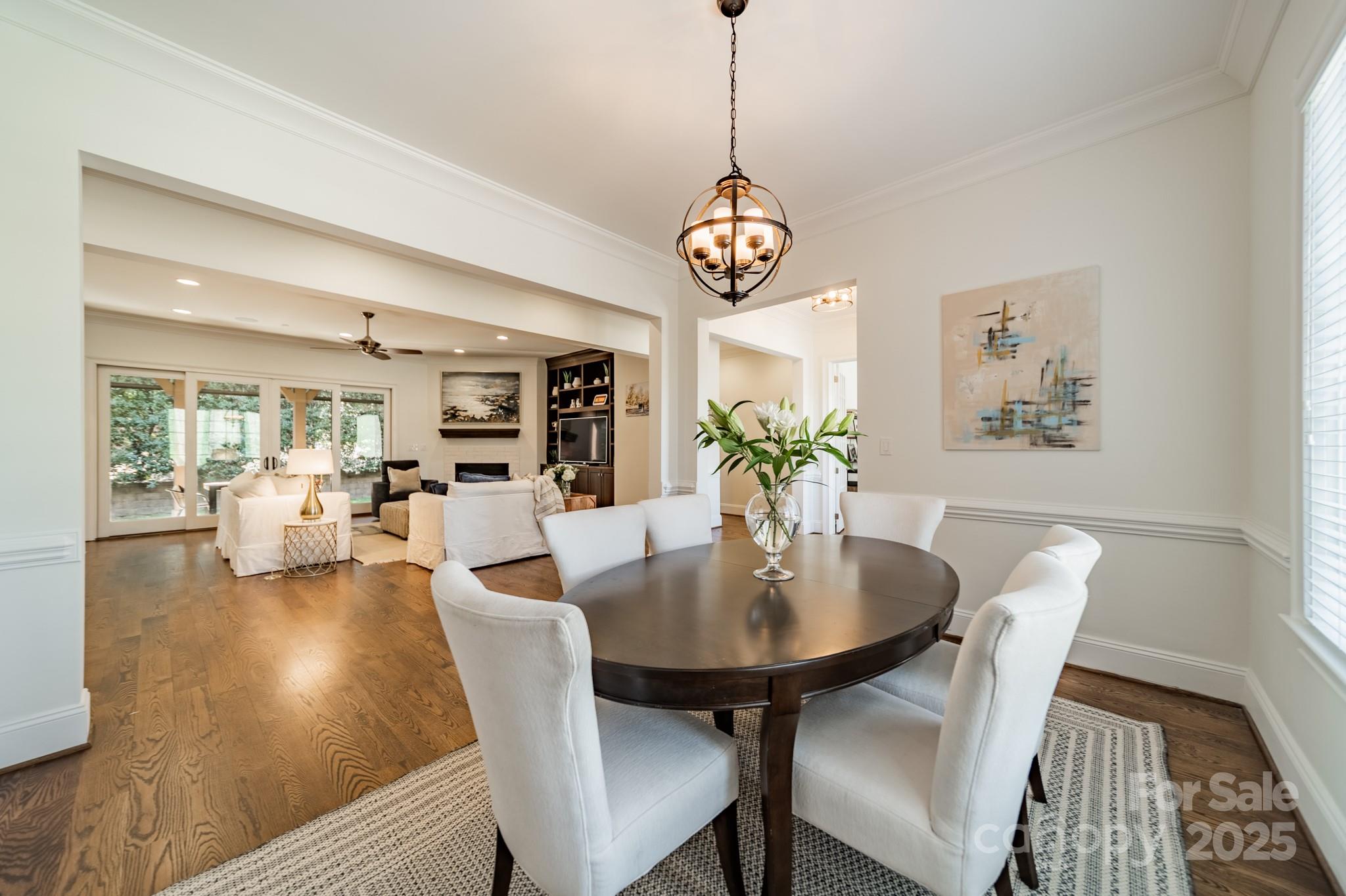 913 Dacavin Drive
