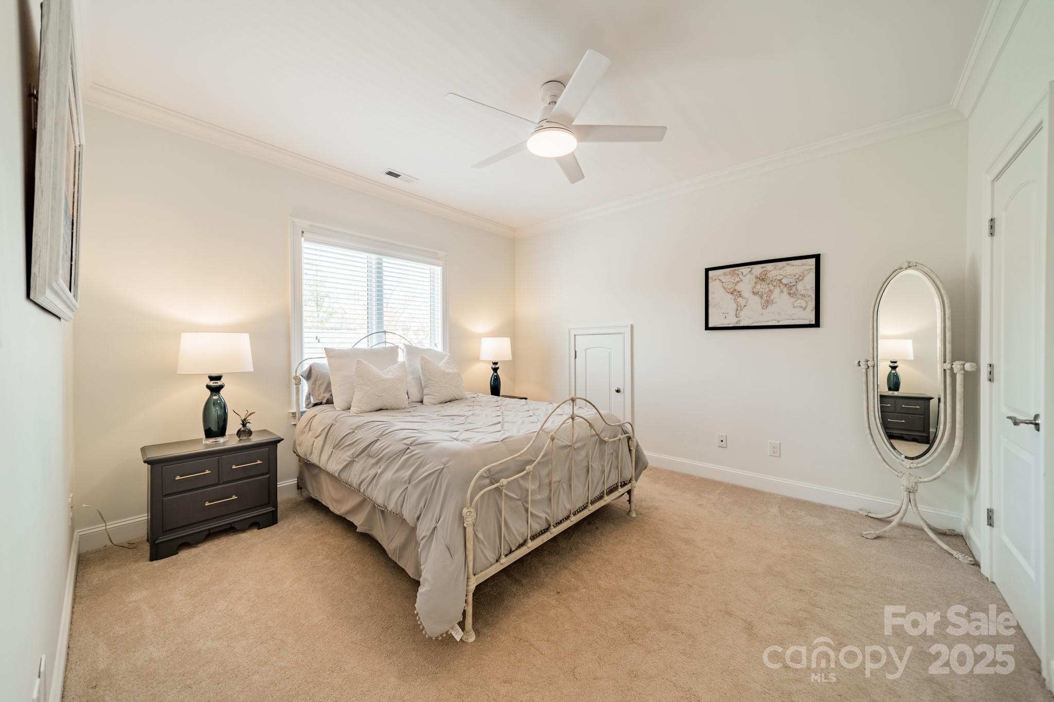913 Dacavin Drive