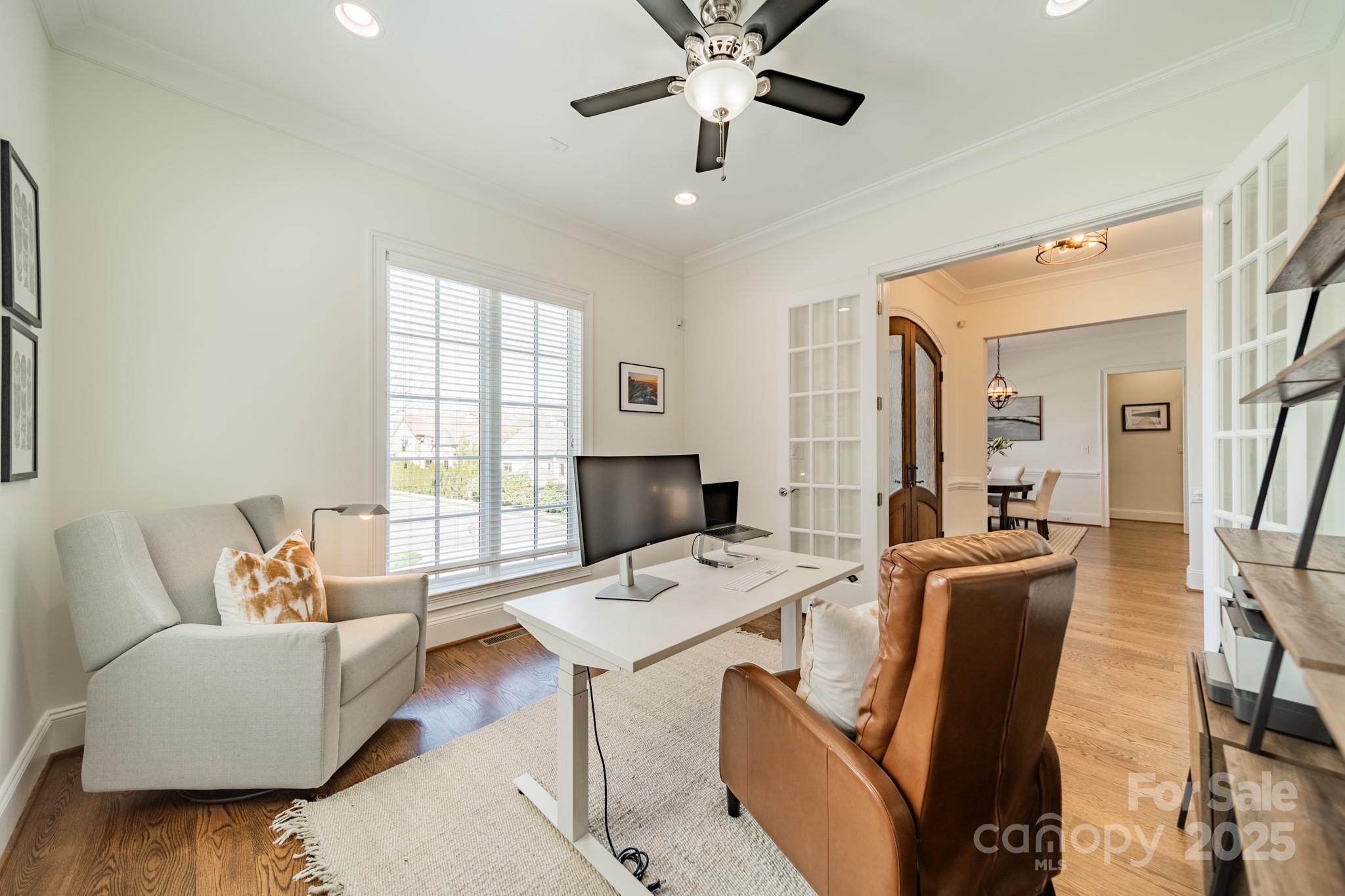 913 Dacavin Drive