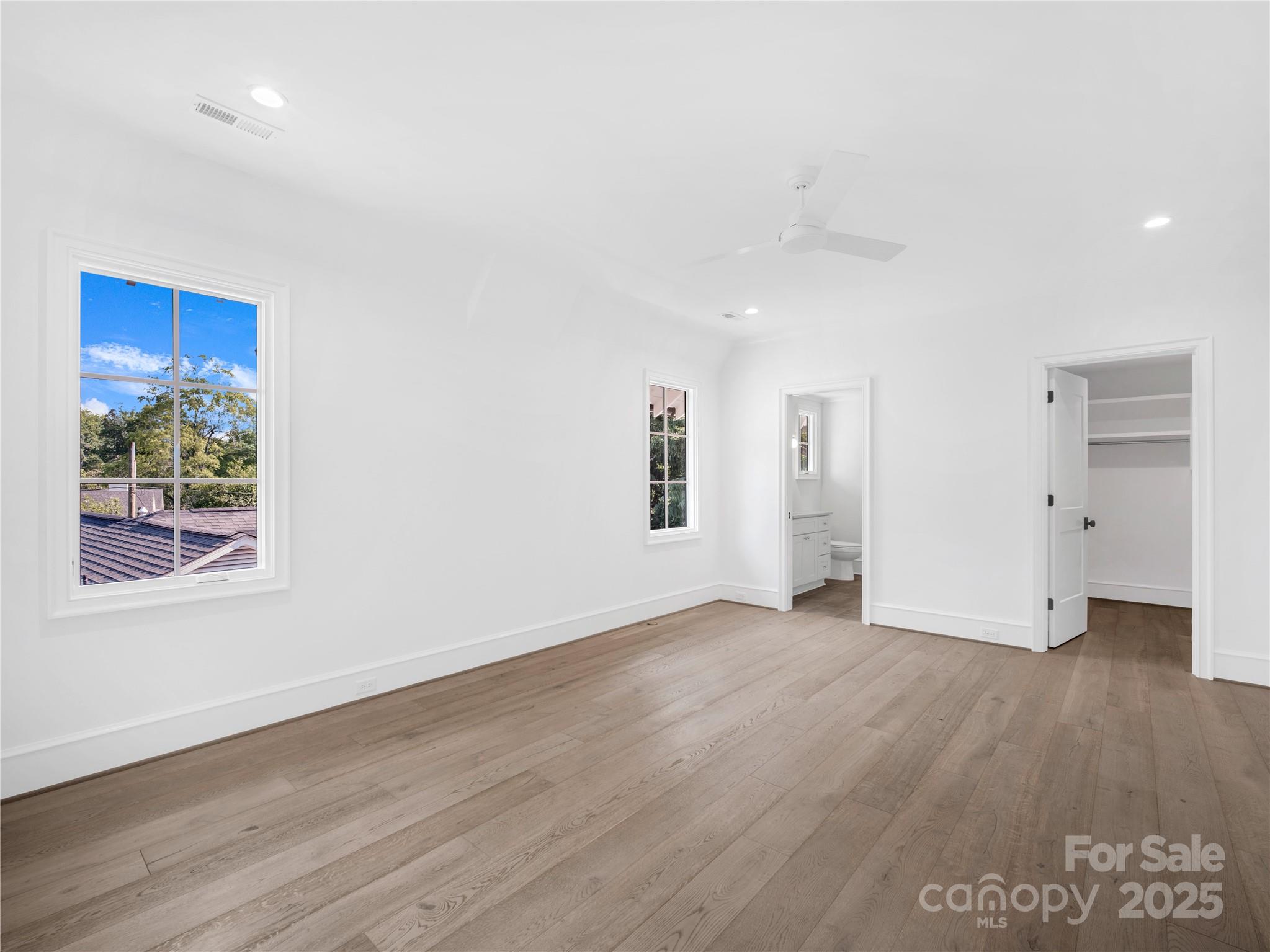 3212 Willow Oak Road