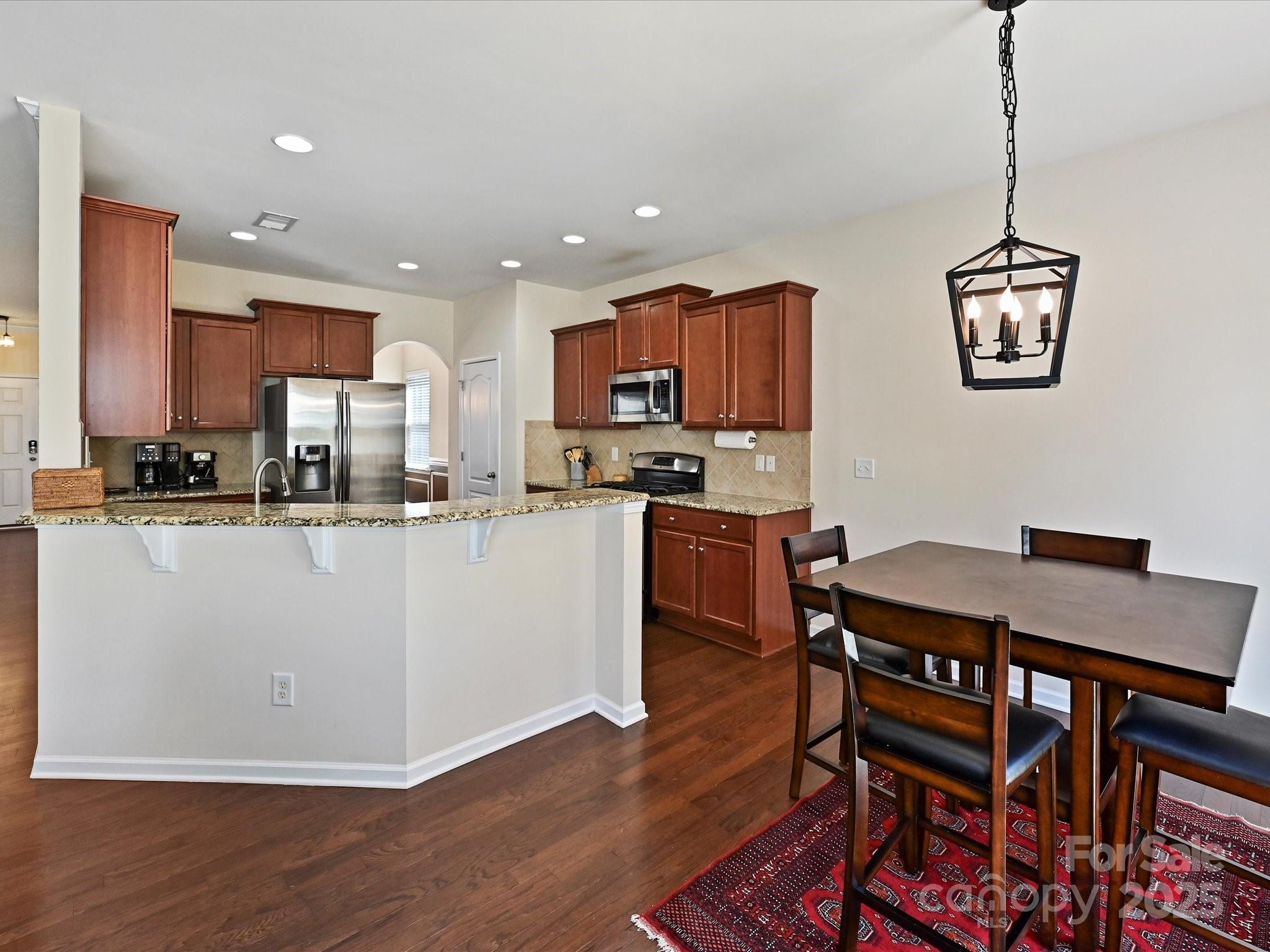 11621 Red Knoll Lane