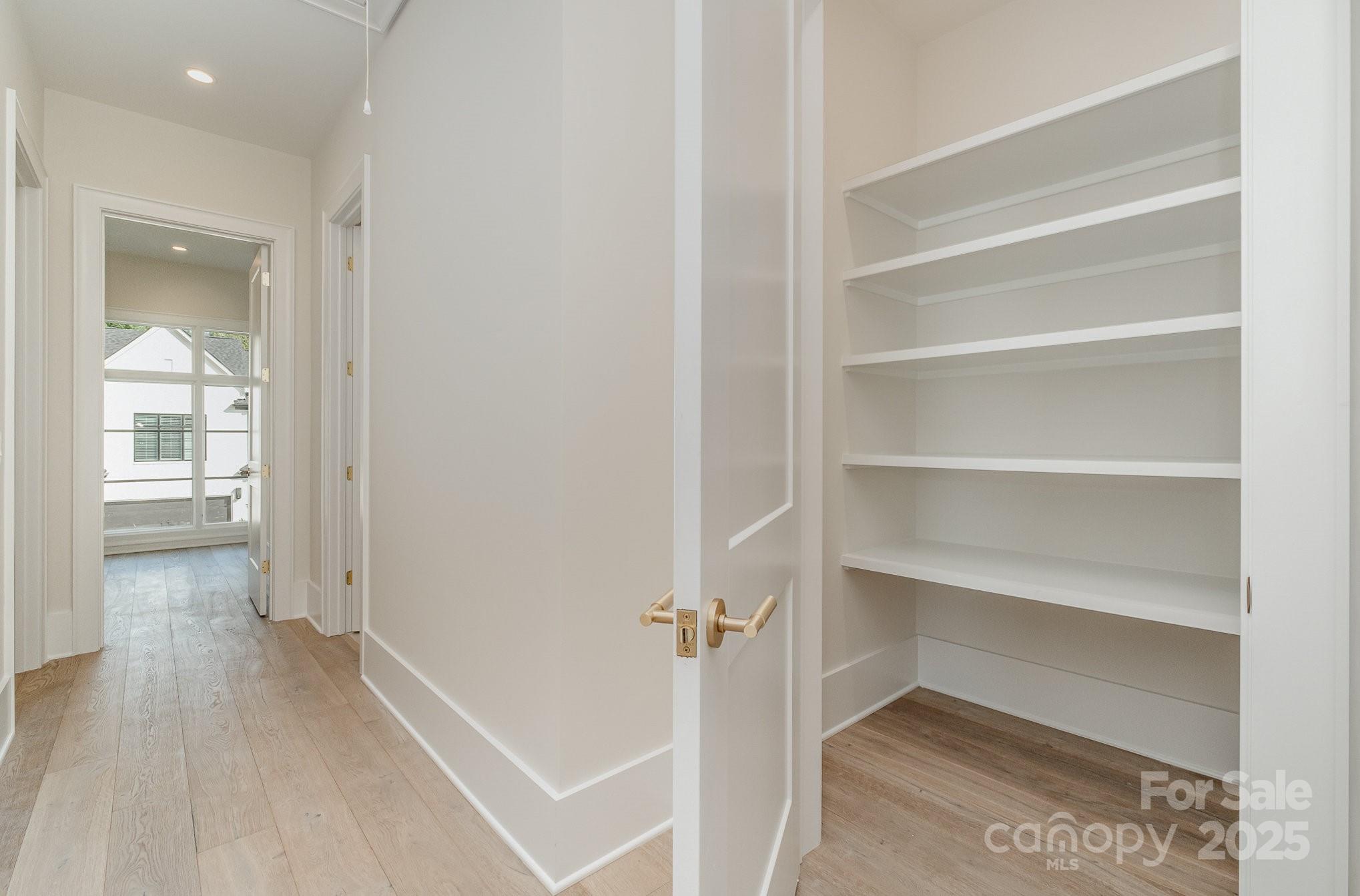 2922 Sharon View Road Unit: C
