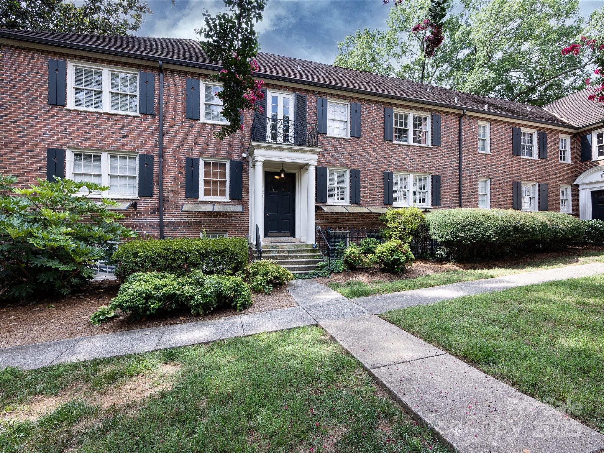 110 Colville Road Unit: 12B