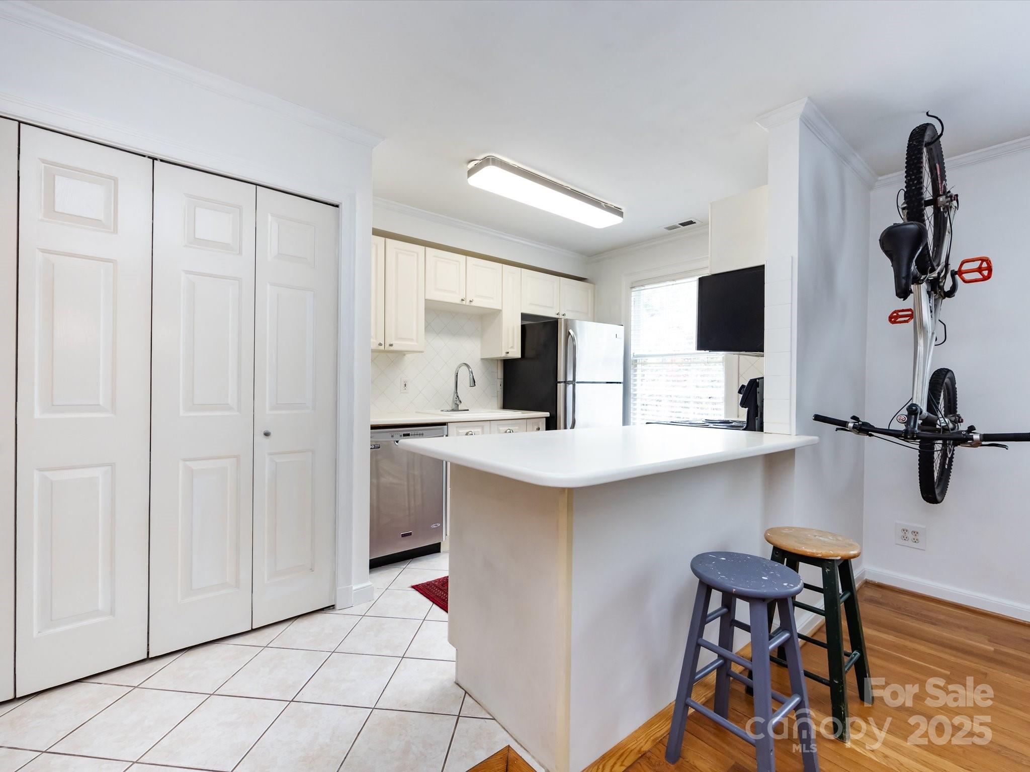 110 Colville Road Unit: 12B