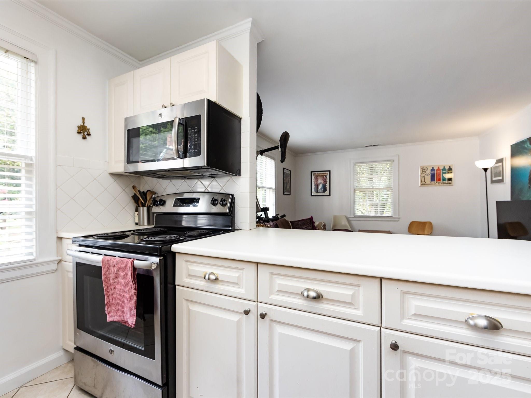 110 Colville Road Unit: 12B