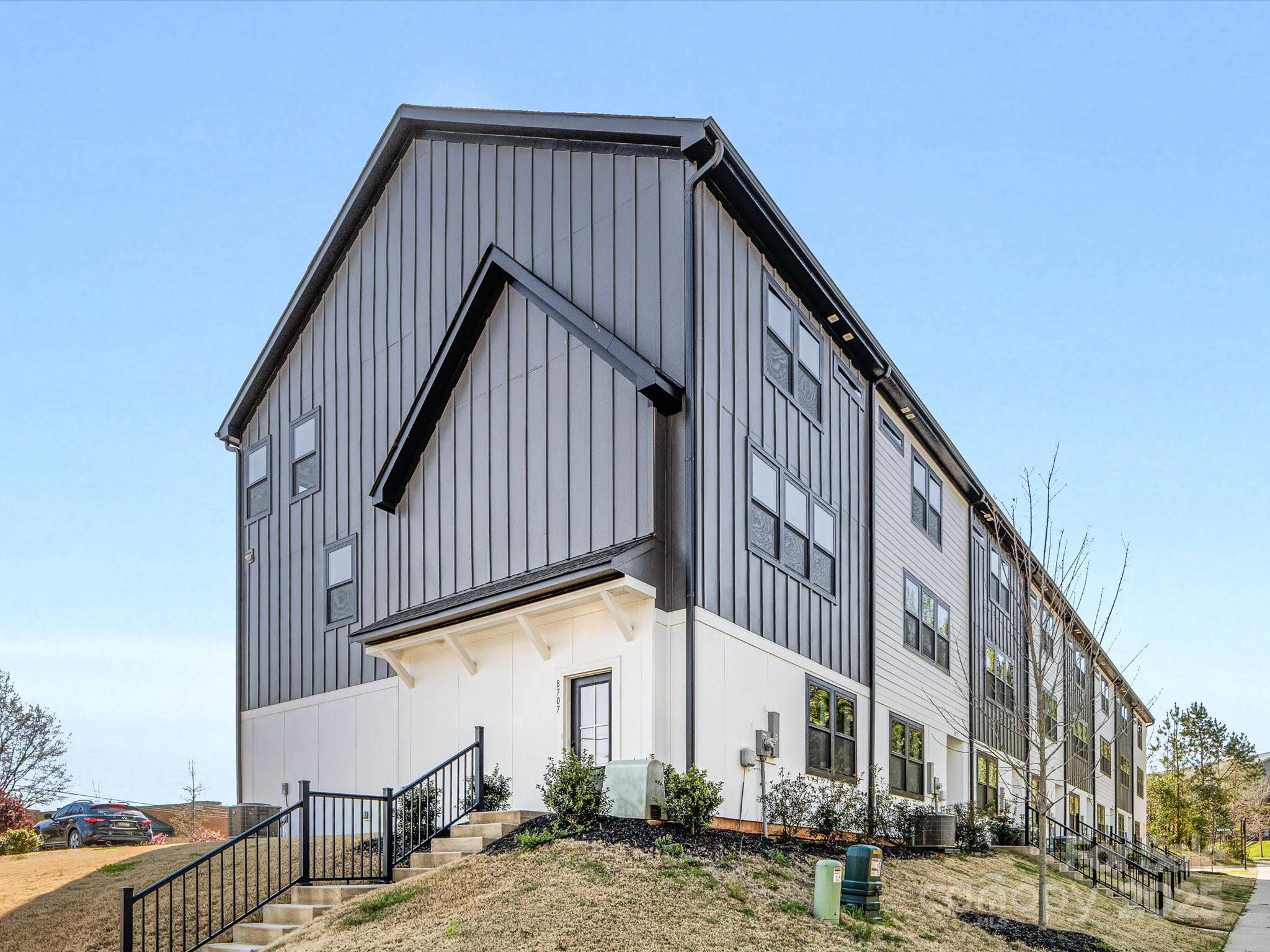 8707 Nolley Court
