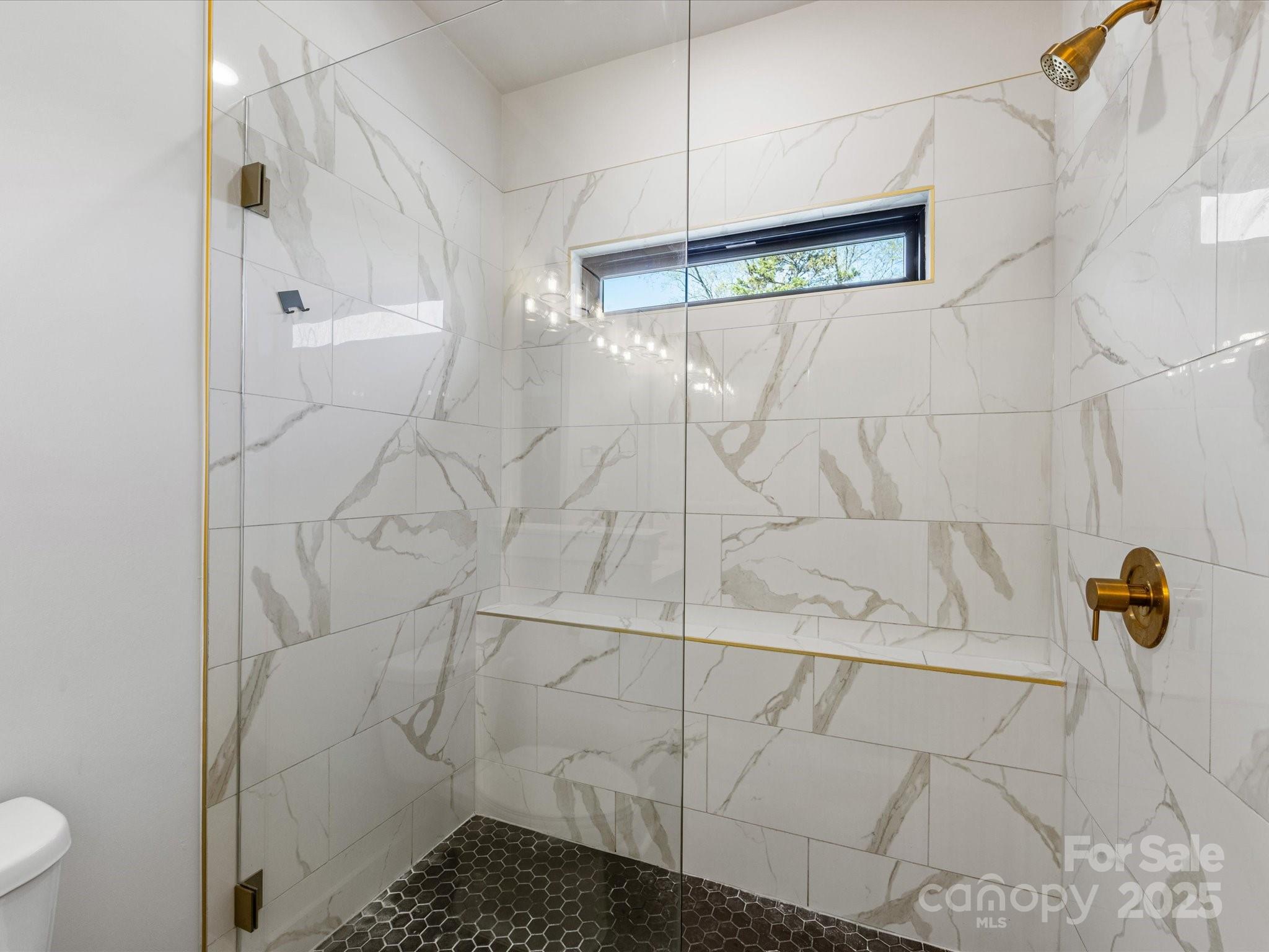 8707 Nolley Court