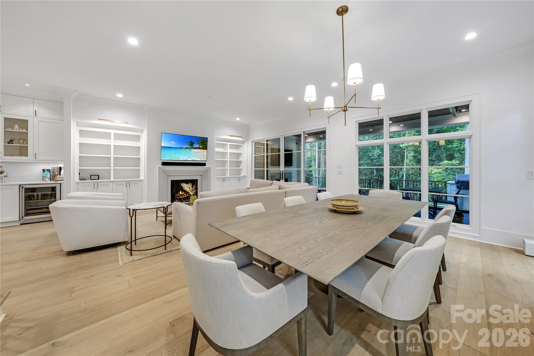 3142 Providence Road Unit: 1B