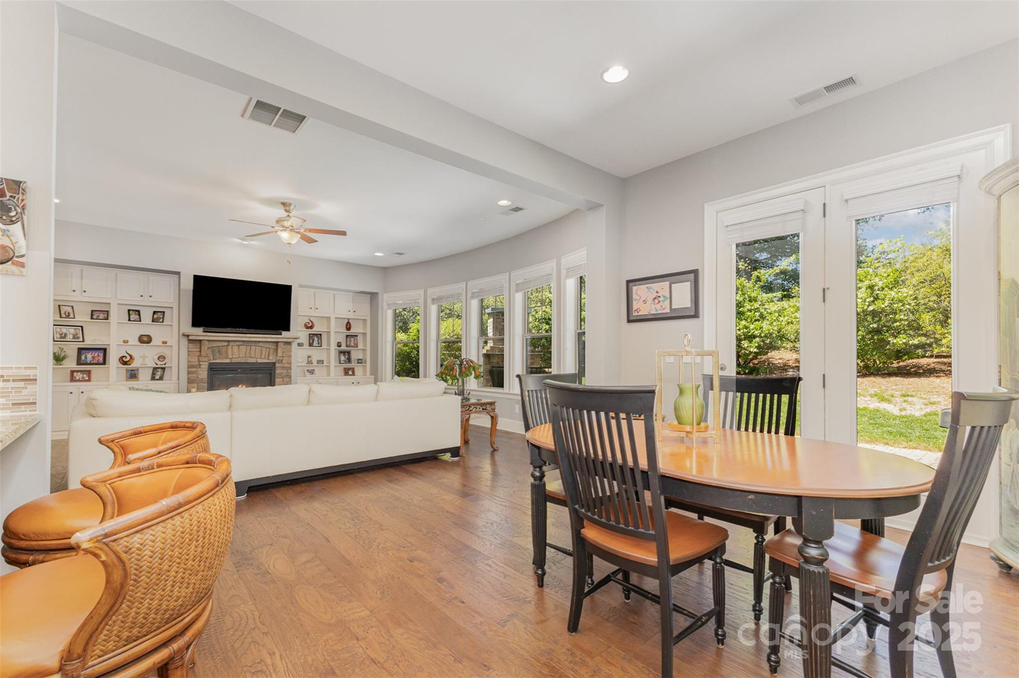5706 Sardis Hall Court