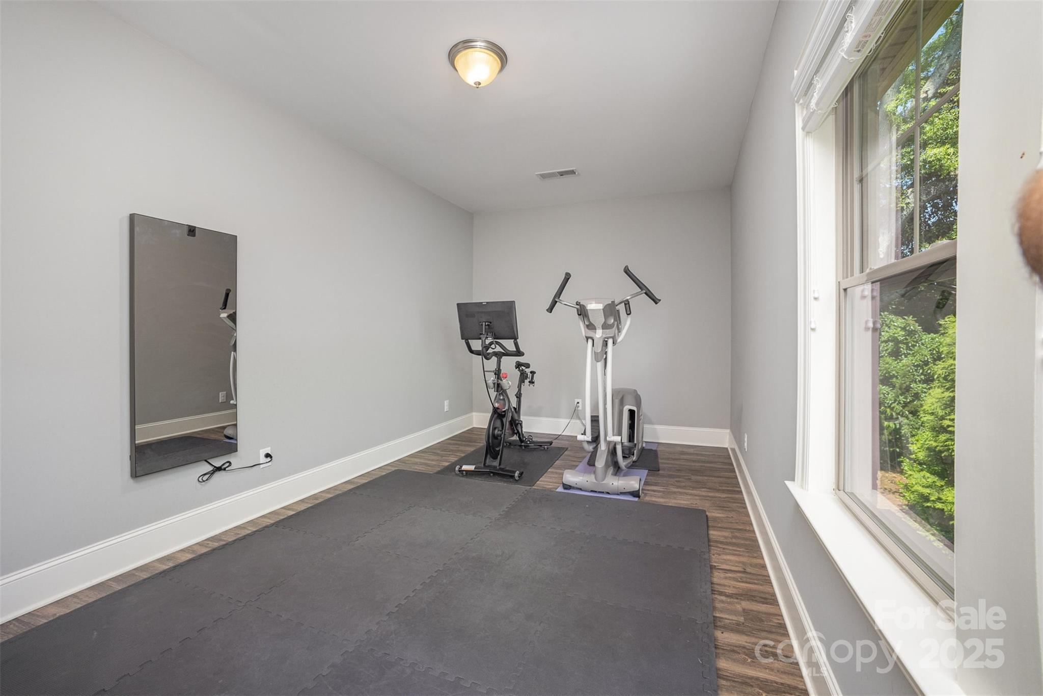 5706 Sardis Hall Court