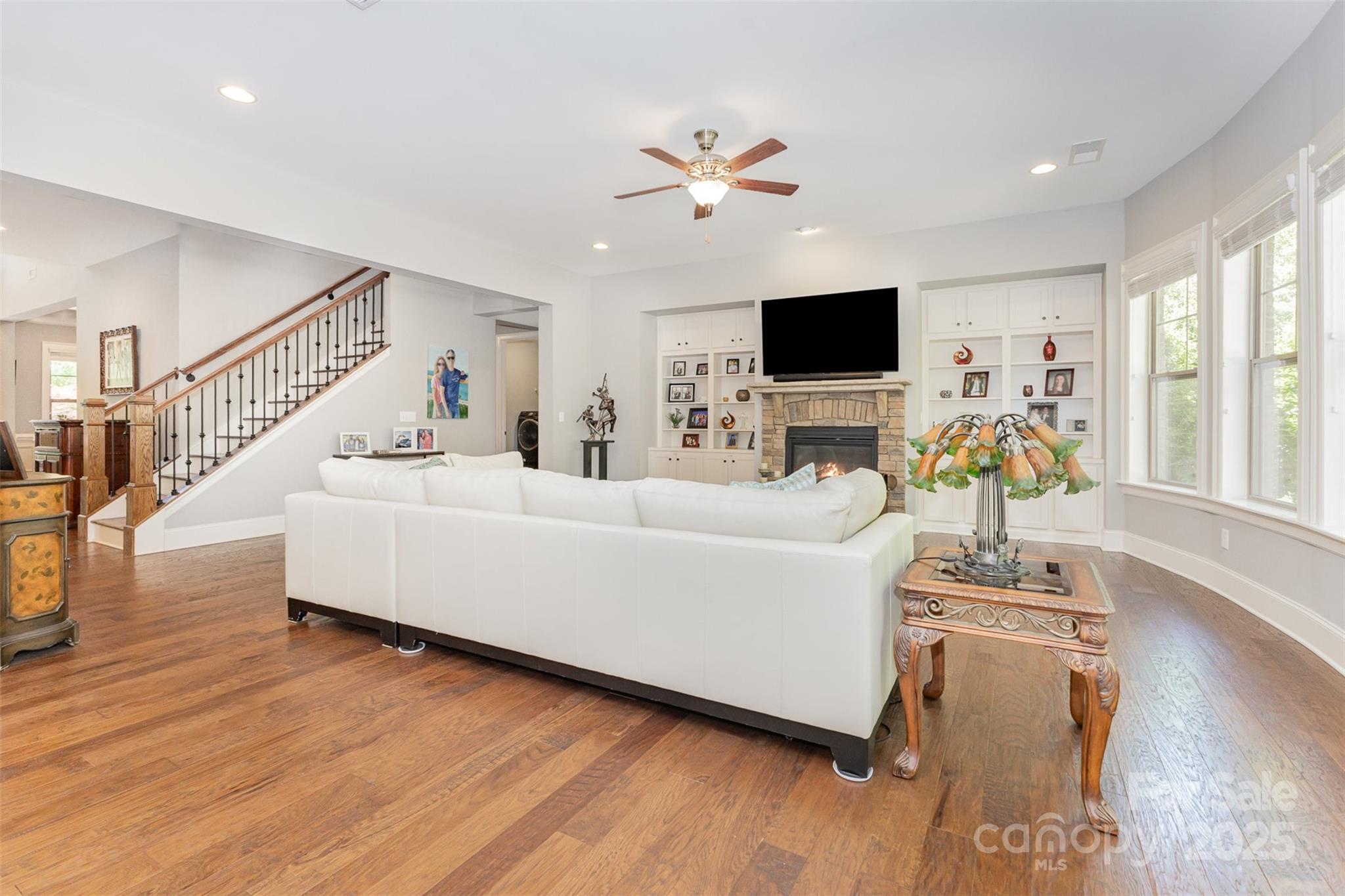 5706 Sardis Hall Court