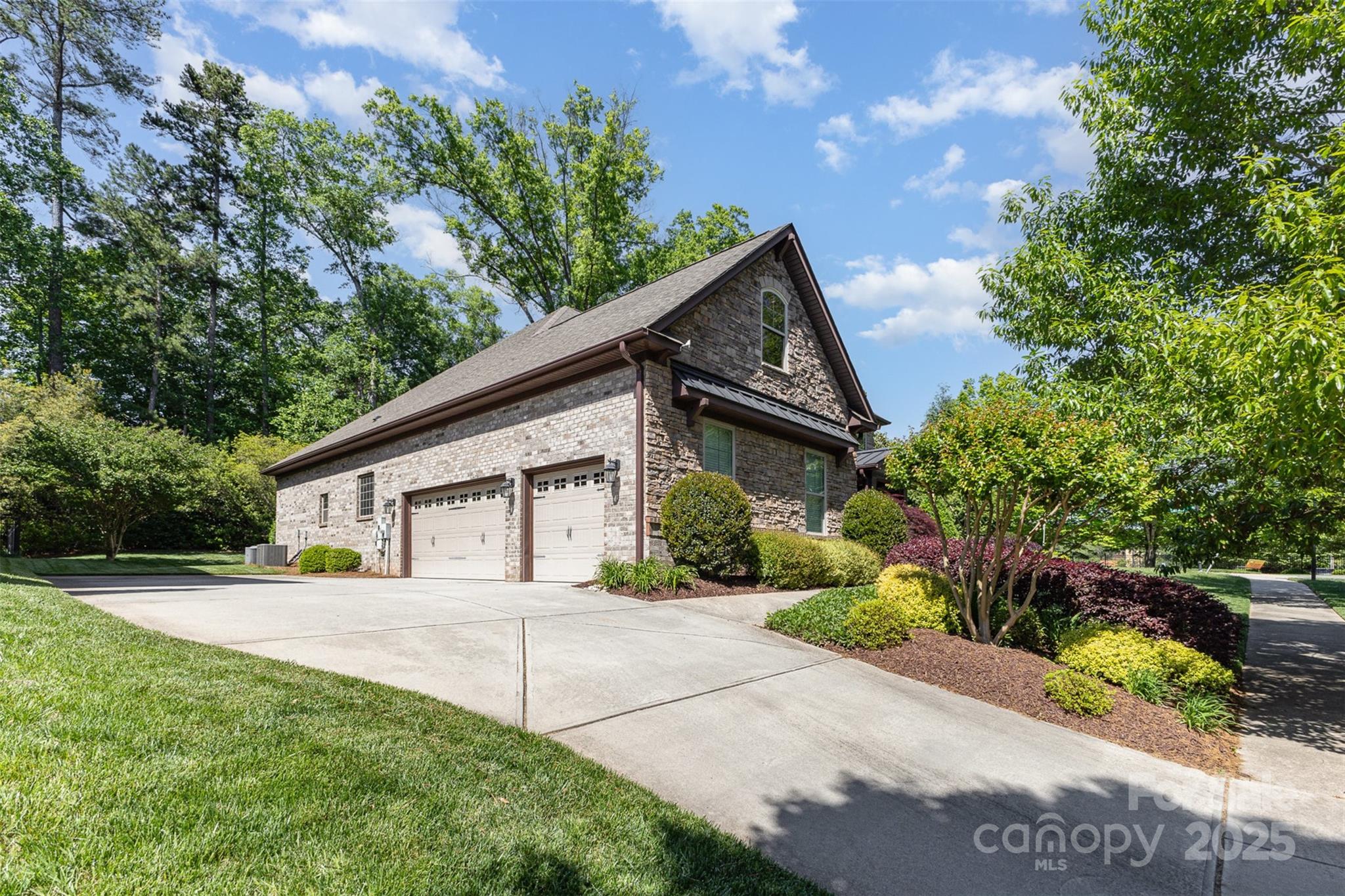 5706 Sardis Hall Court