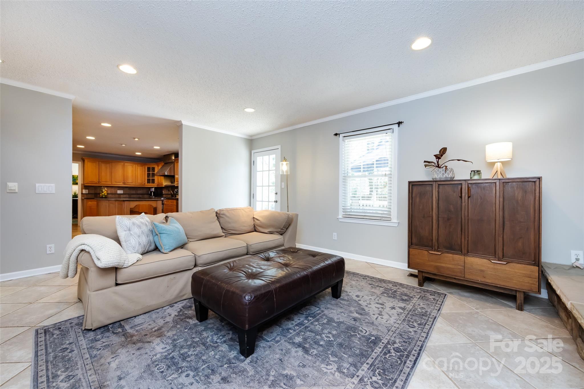 5013 Cedar Forest Drive