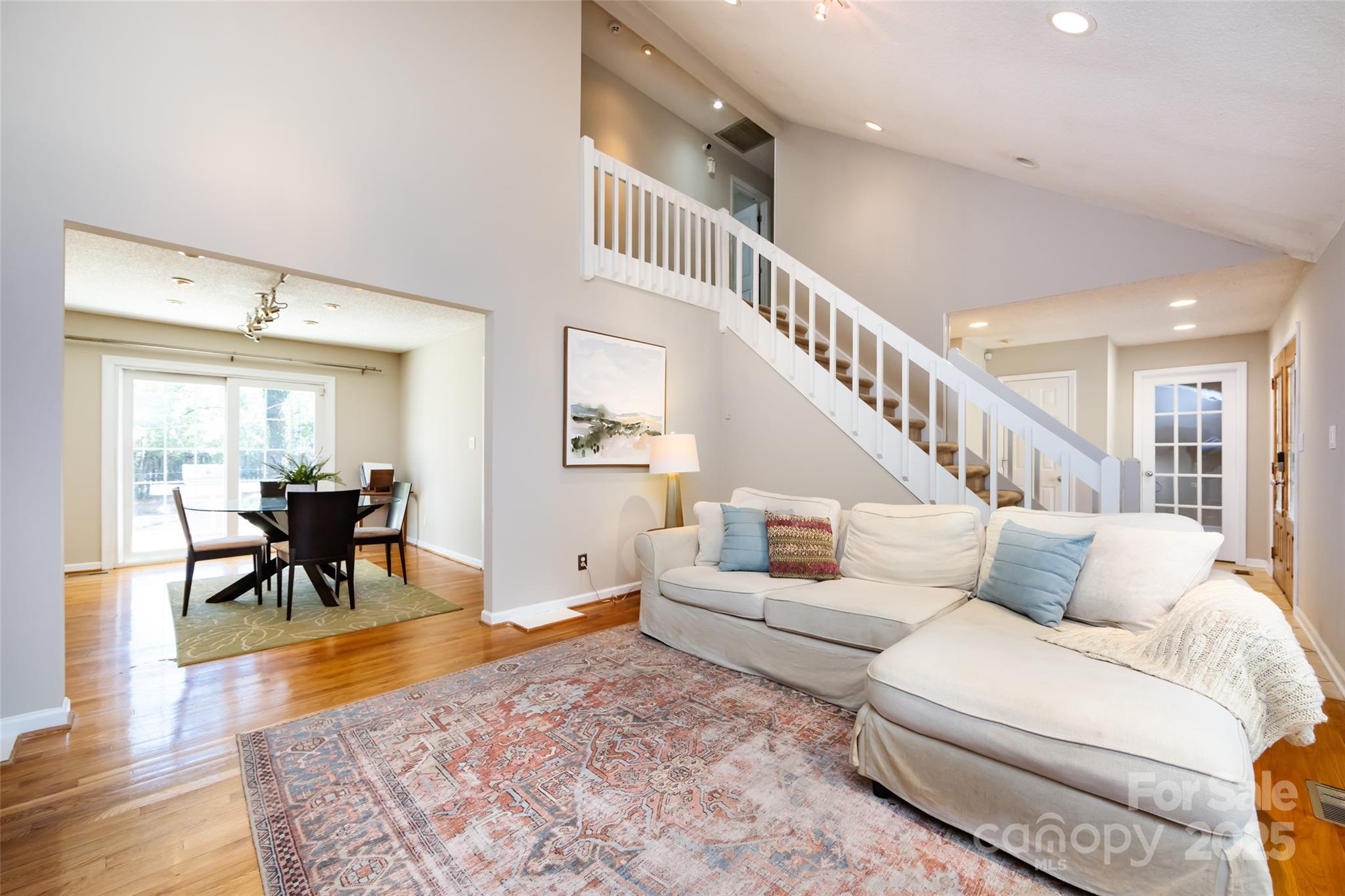 5013 Cedar Forest Drive