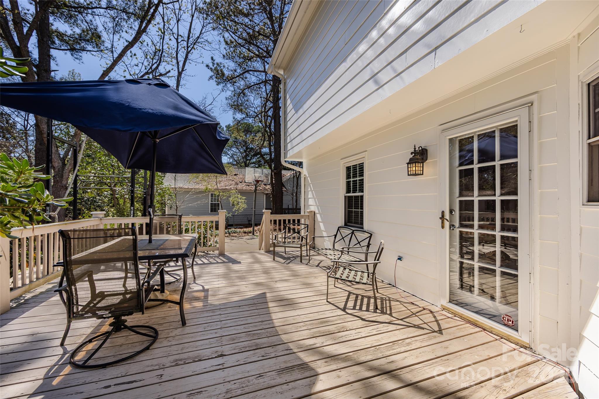 5013 Cedar Forest Drive