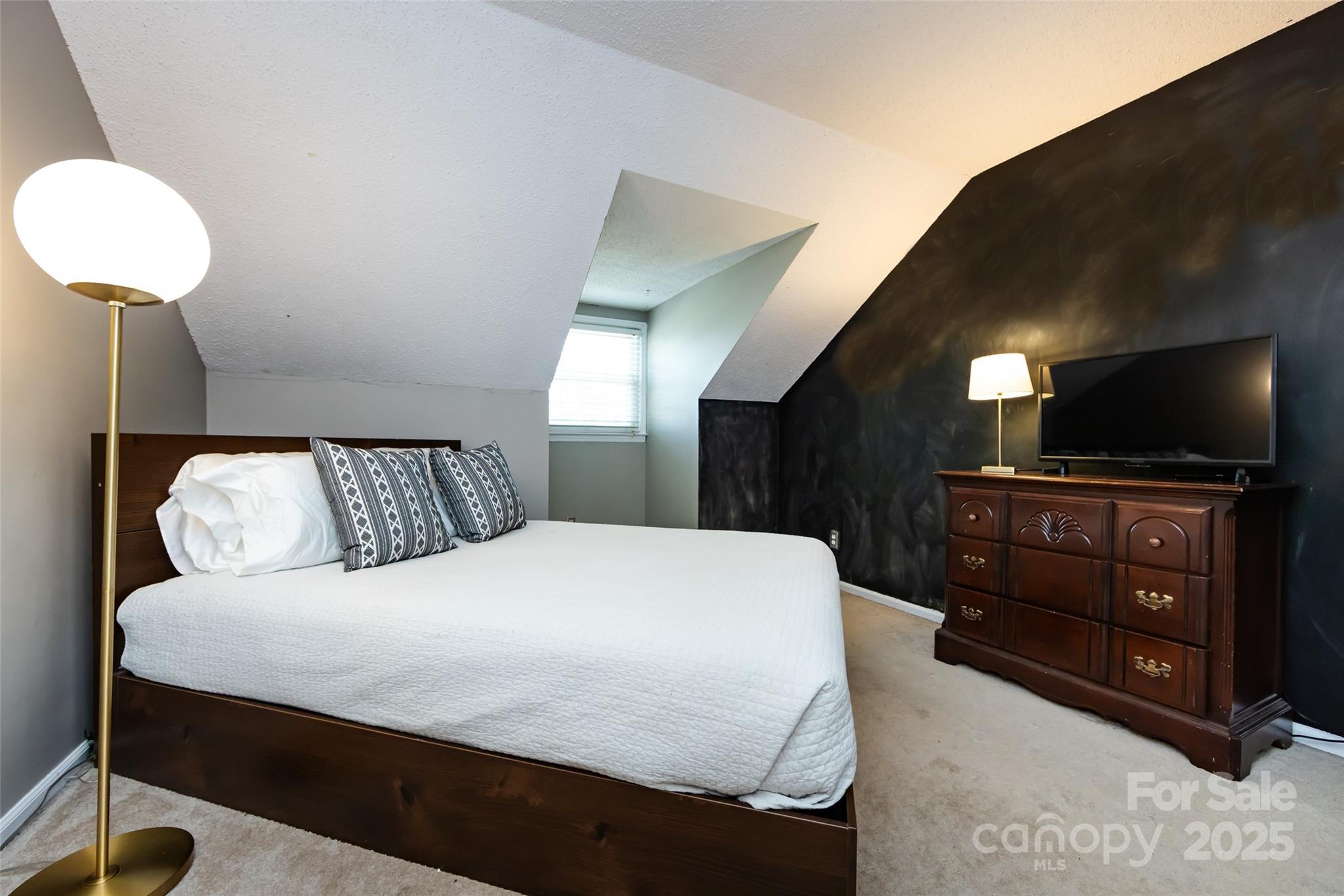 5013 Cedar Forest Drive