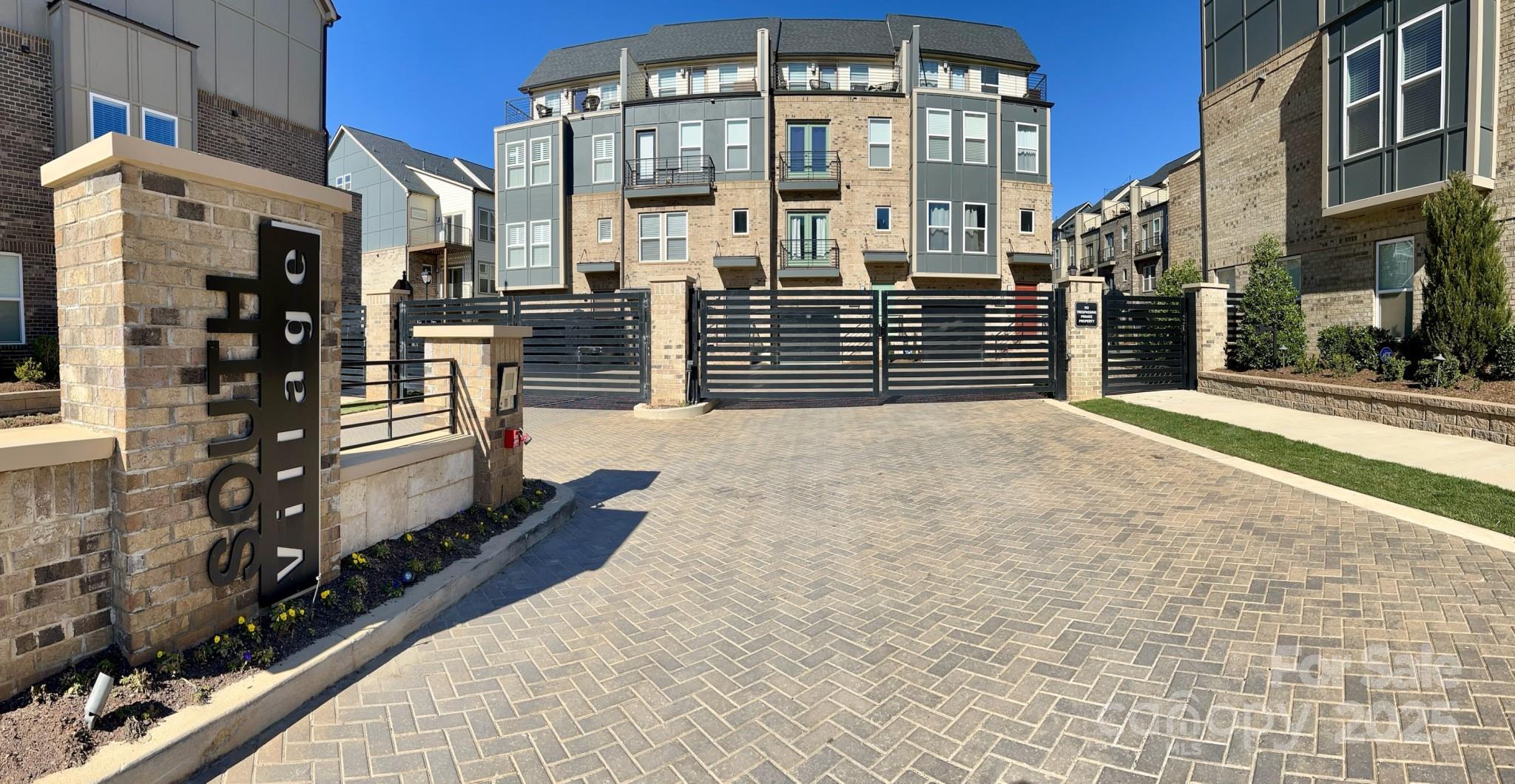 2916 Grand Union Way