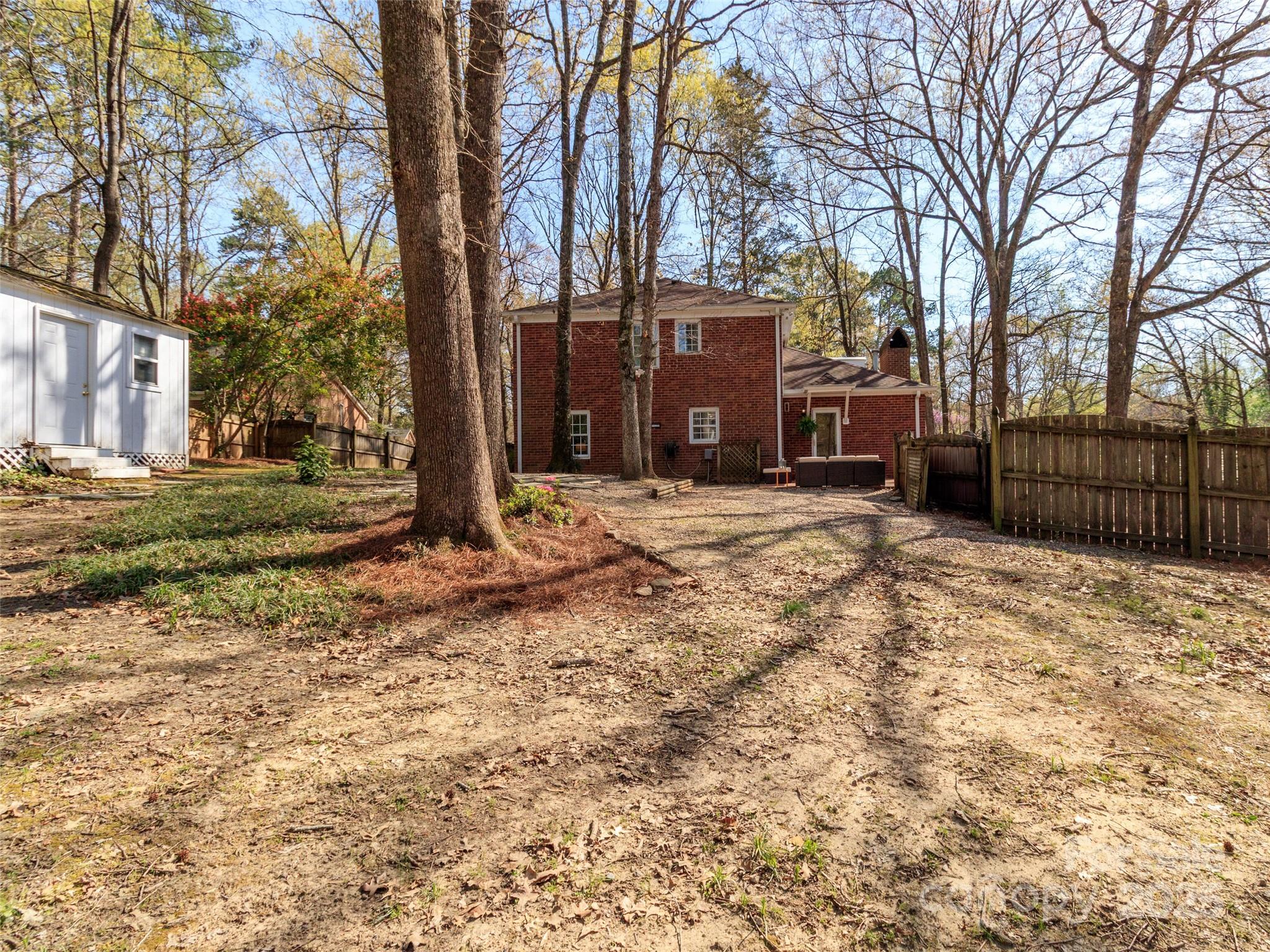 9101 Sardis Forest Drive