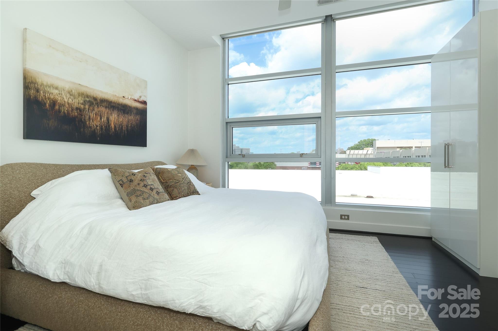 1100 Metropolitan Avenue Unit: 314