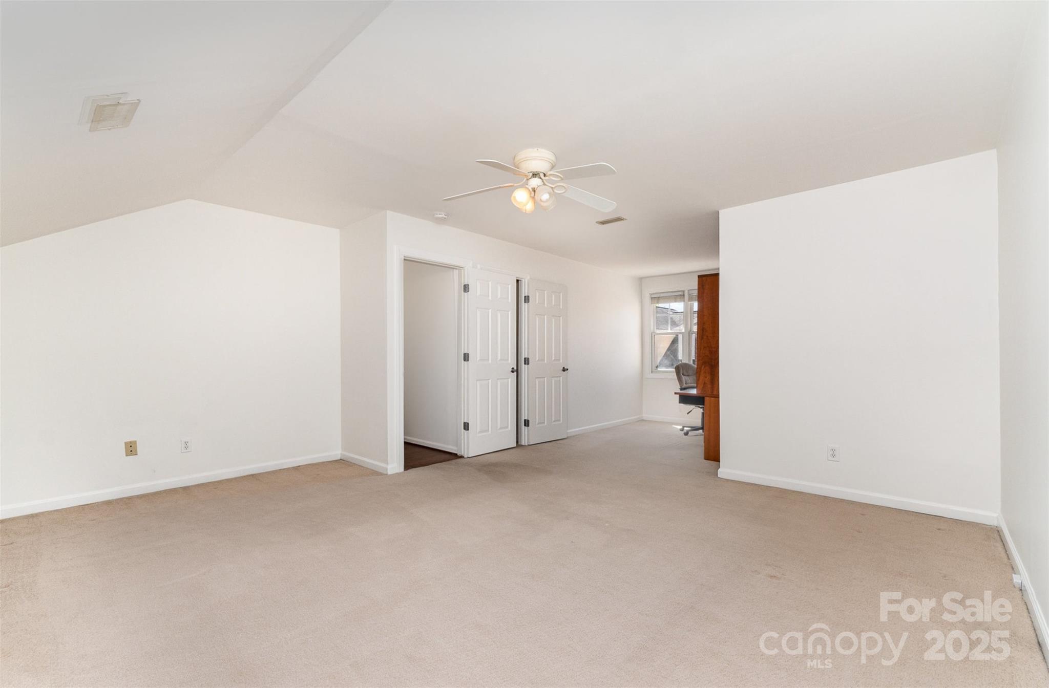 230 Sloane Square Way
