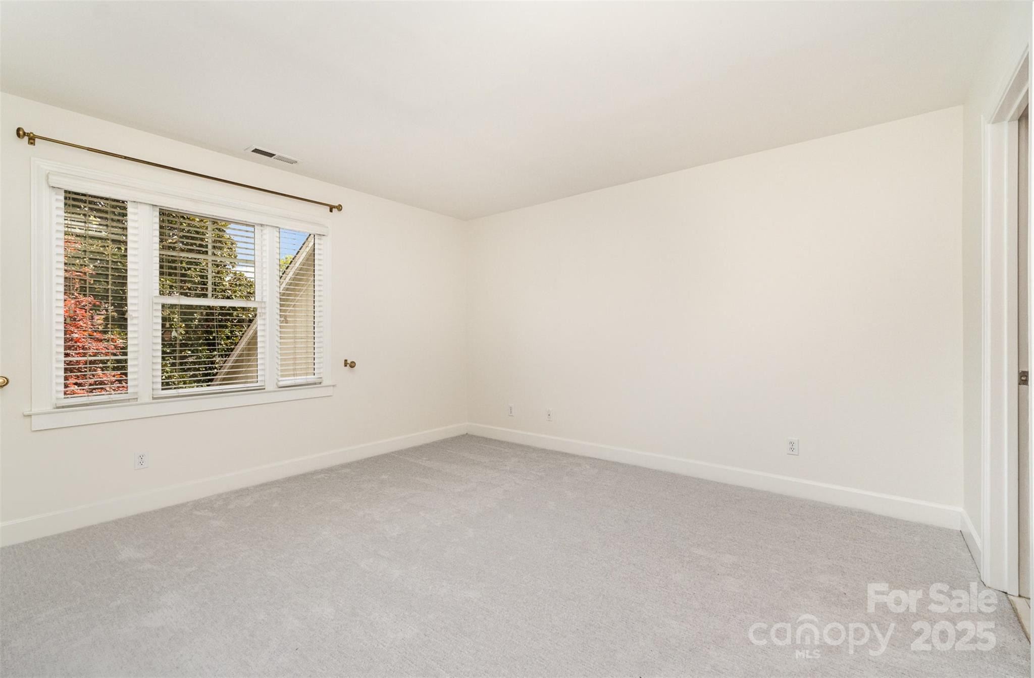 230 Sloane Square Way