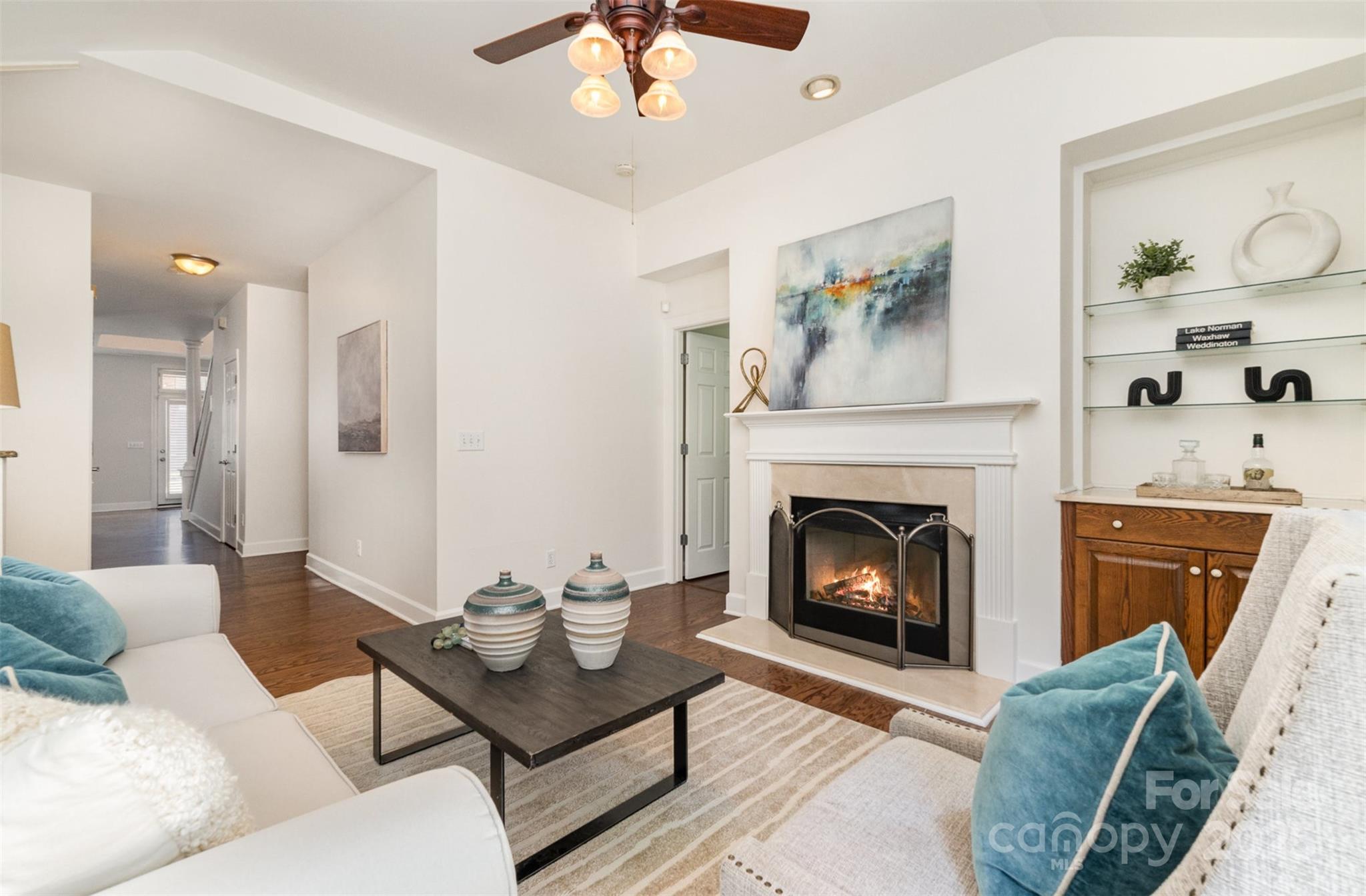 230 Sloane Square Way