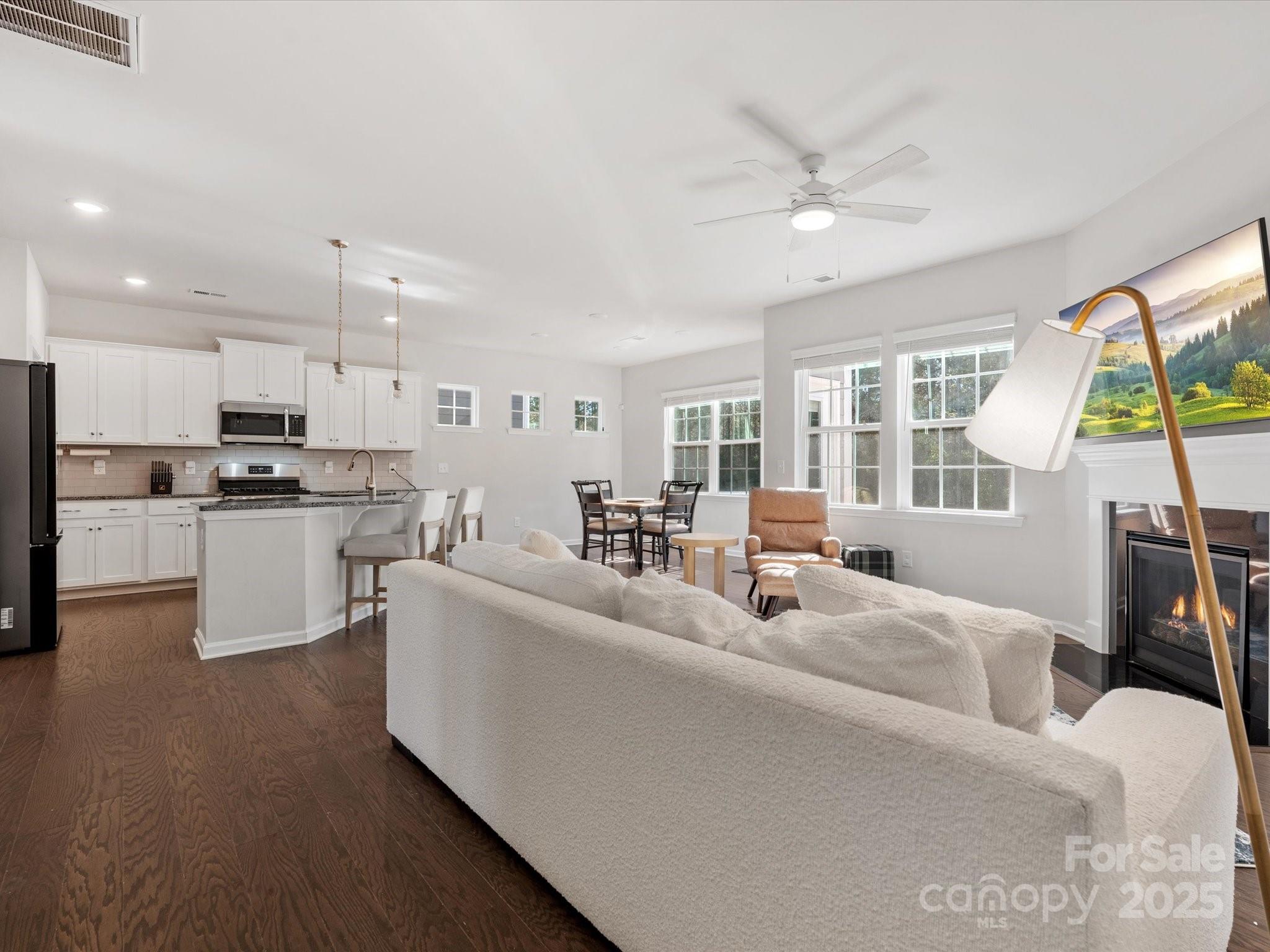 3036 Whipcord Drive