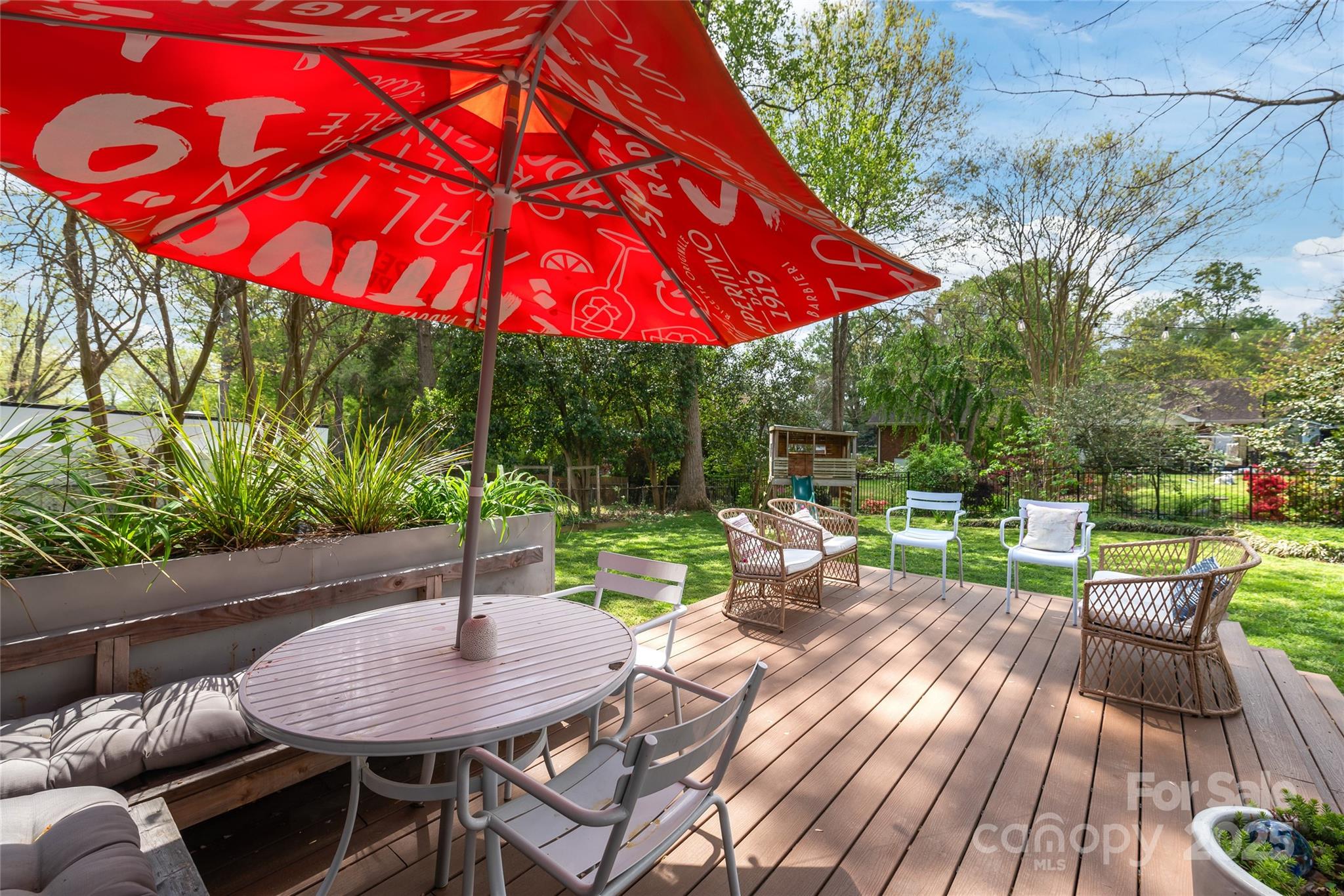 6100 Rose Valley Drive
