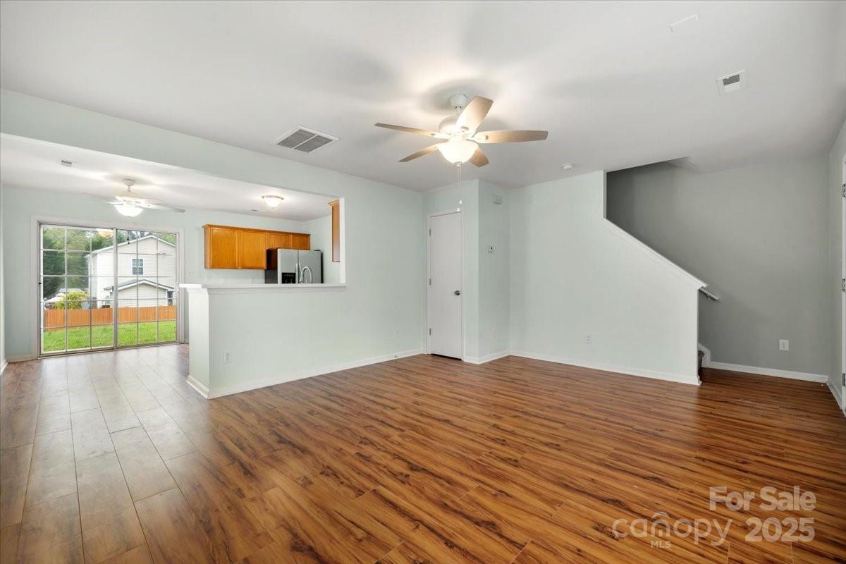 3320 Alderknoll Court