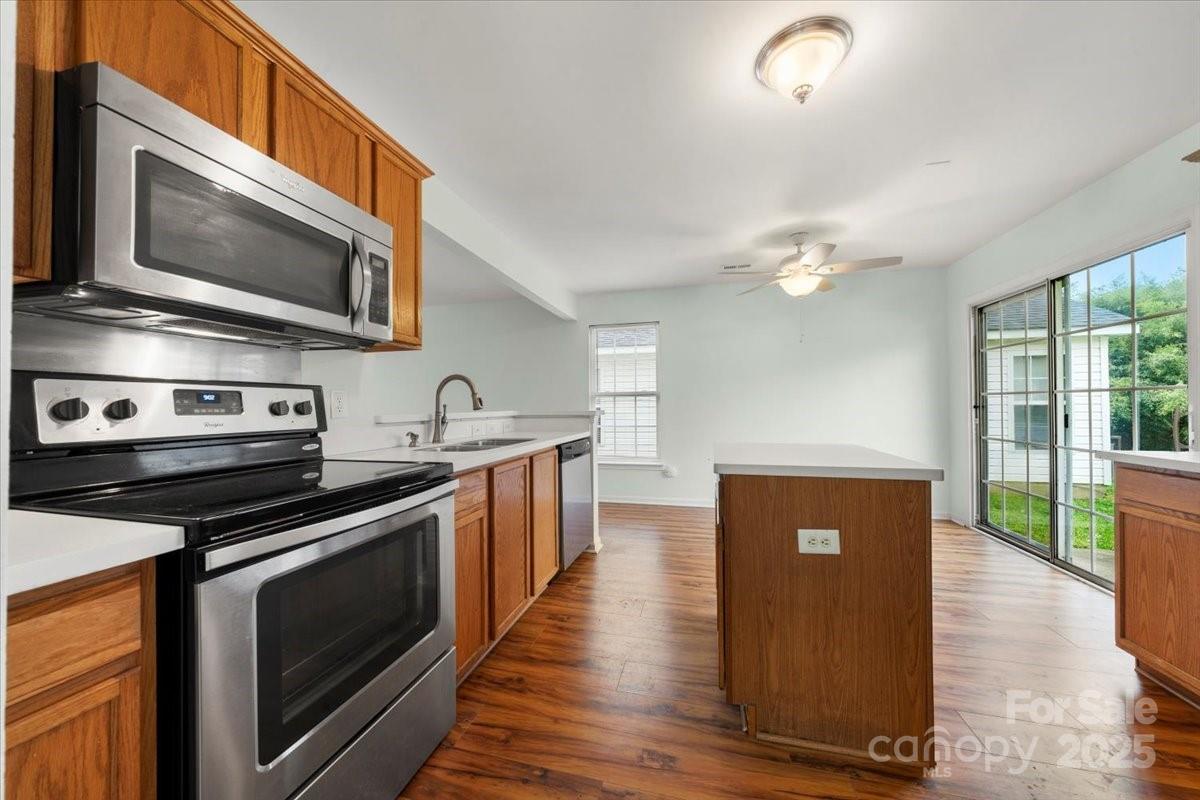 3320 Alderknoll Court