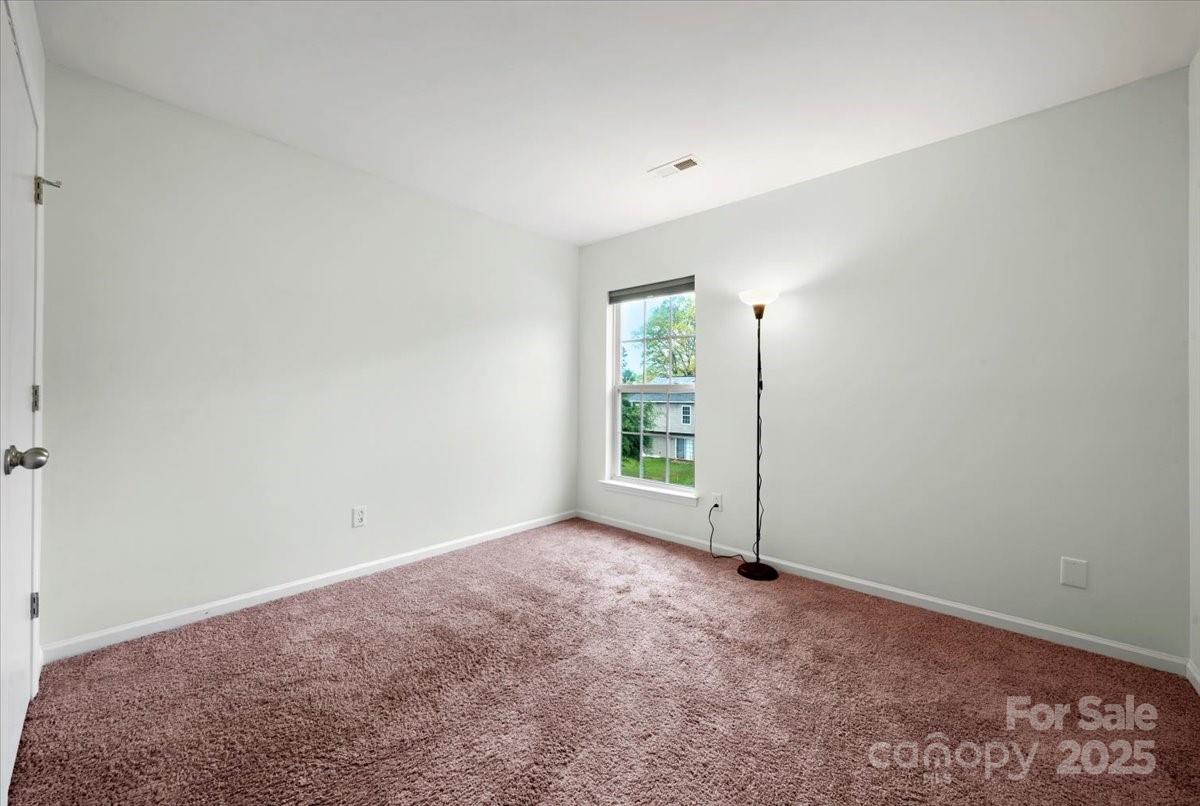 3320 Alderknoll Court