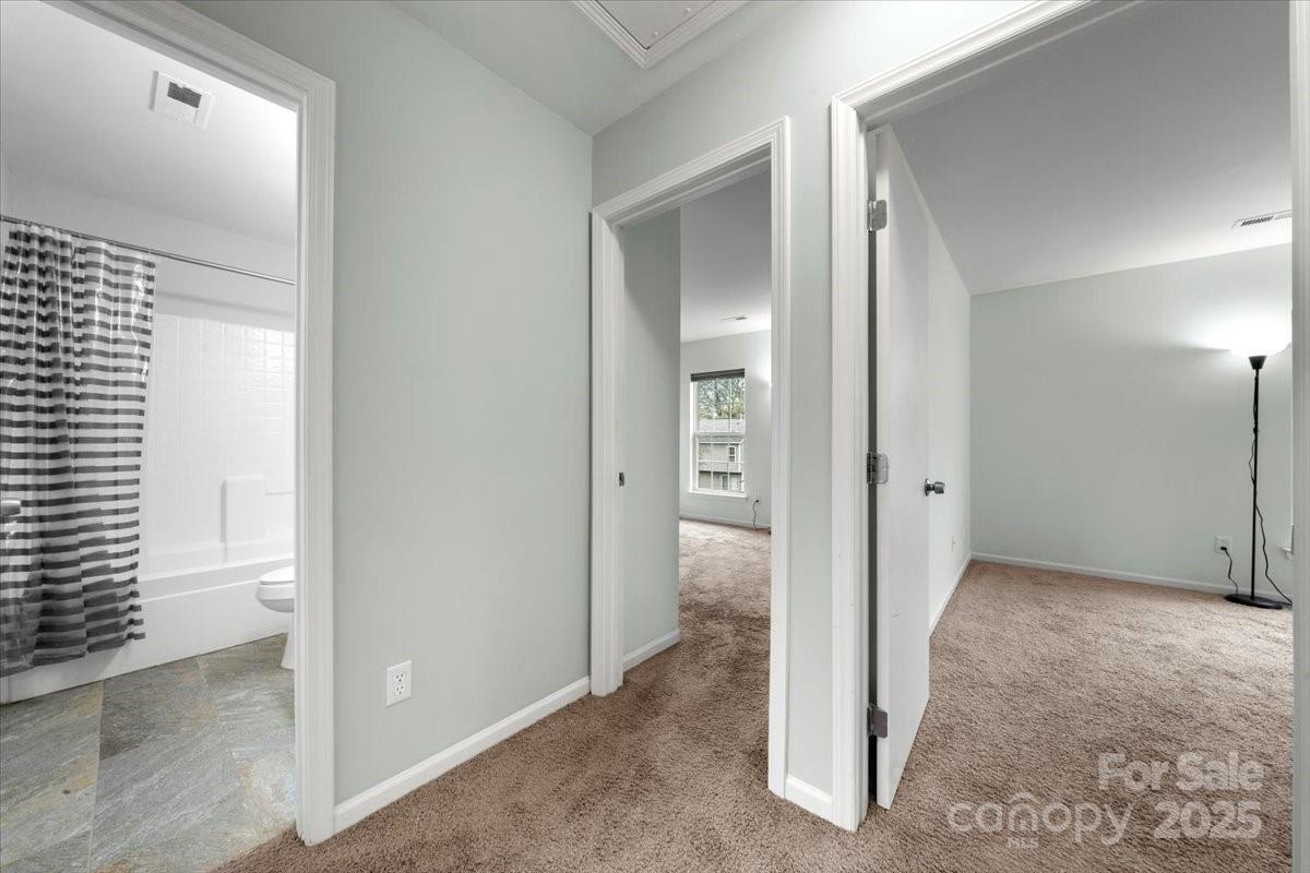 3320 Alderknoll Court