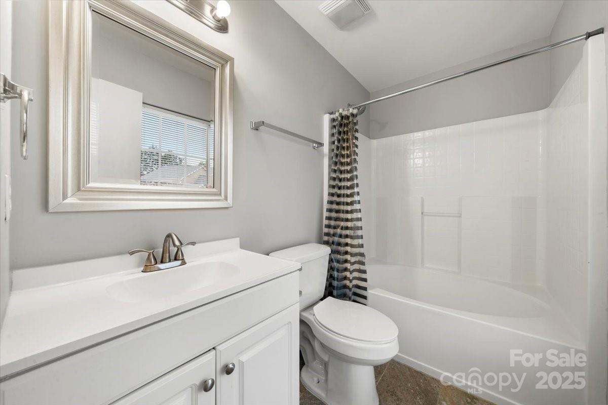 3320 Alderknoll Court