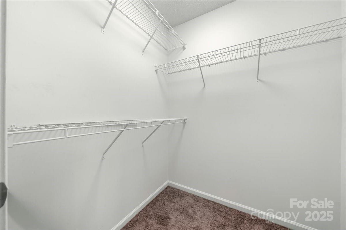 3320 Alderknoll Court