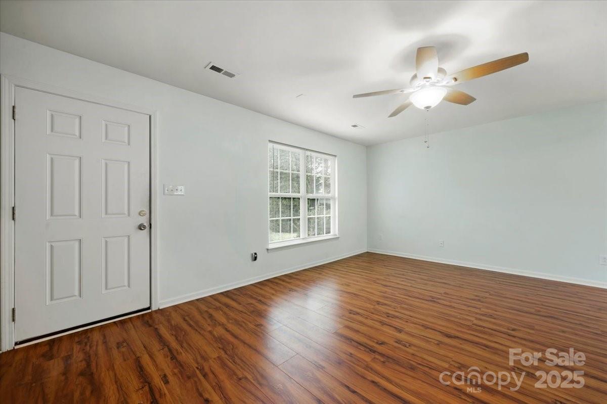 3320 Alderknoll Court