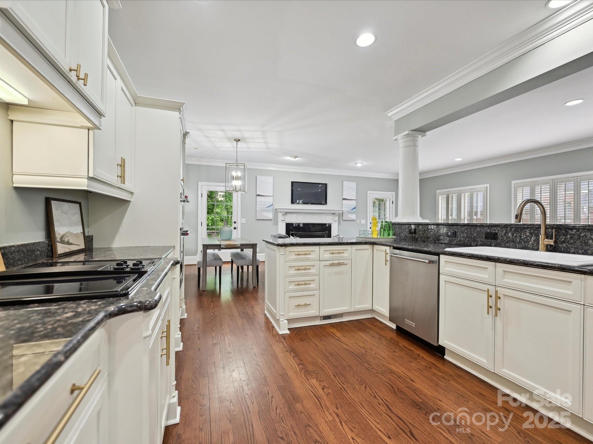 8623 Tullamore Park Circle