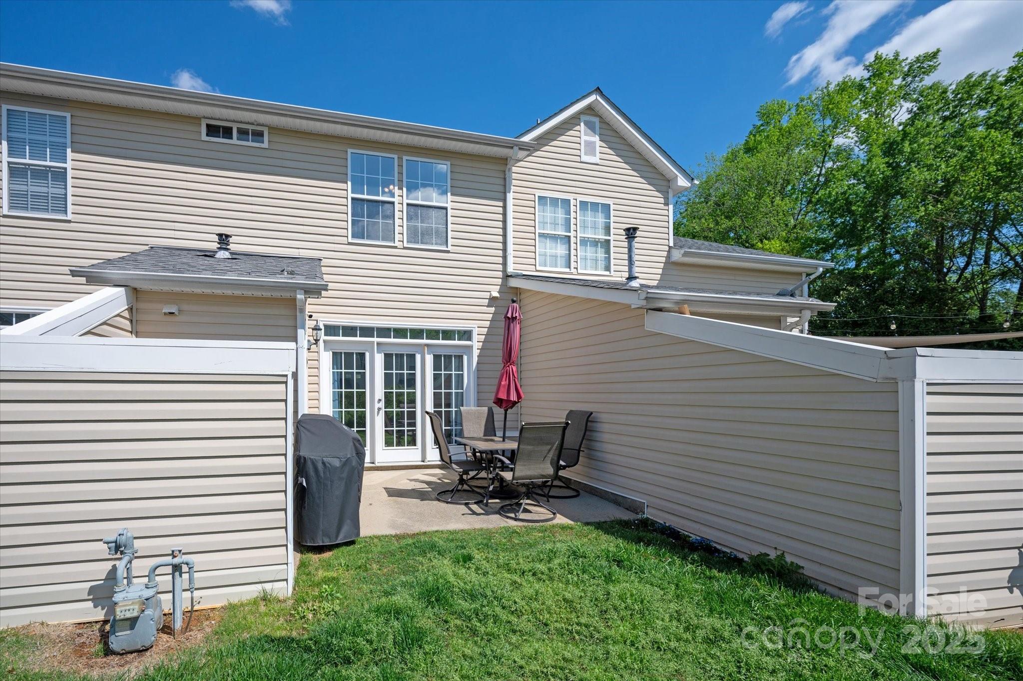 1518 Sylvia Court