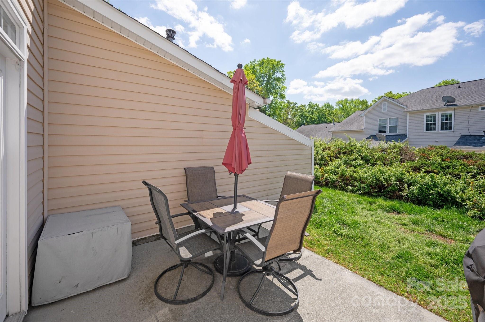 1518 Sylvia Court