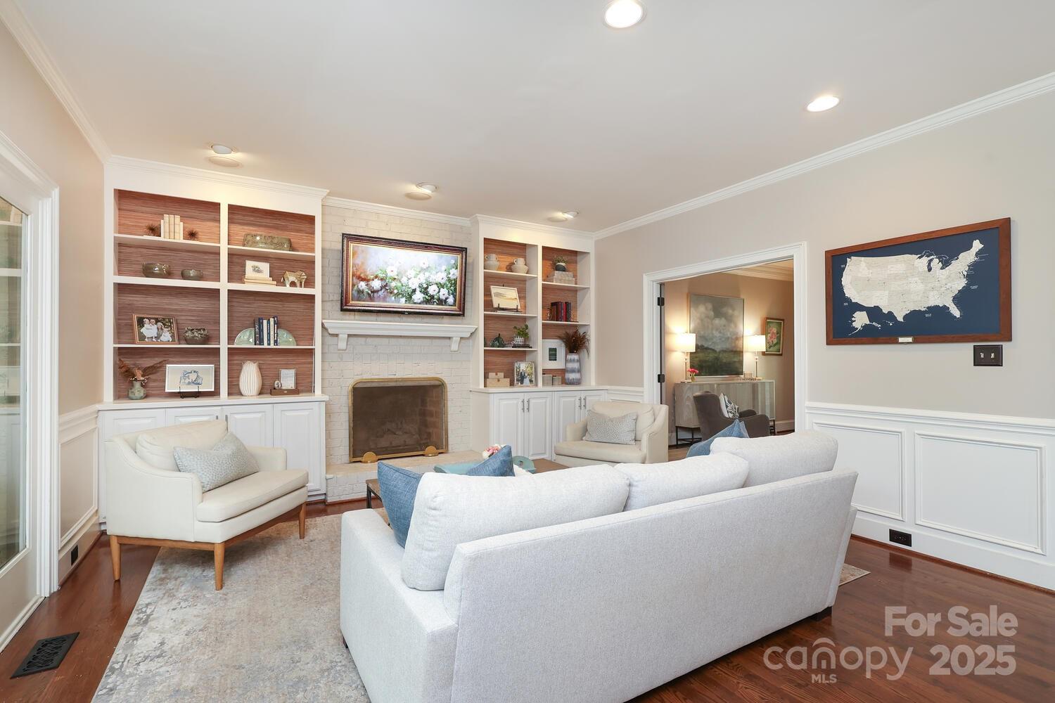 6910 Green Turtle Drive