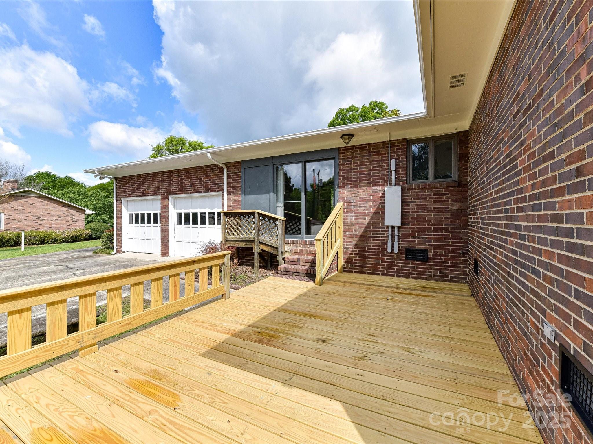 225 Enwood Drive