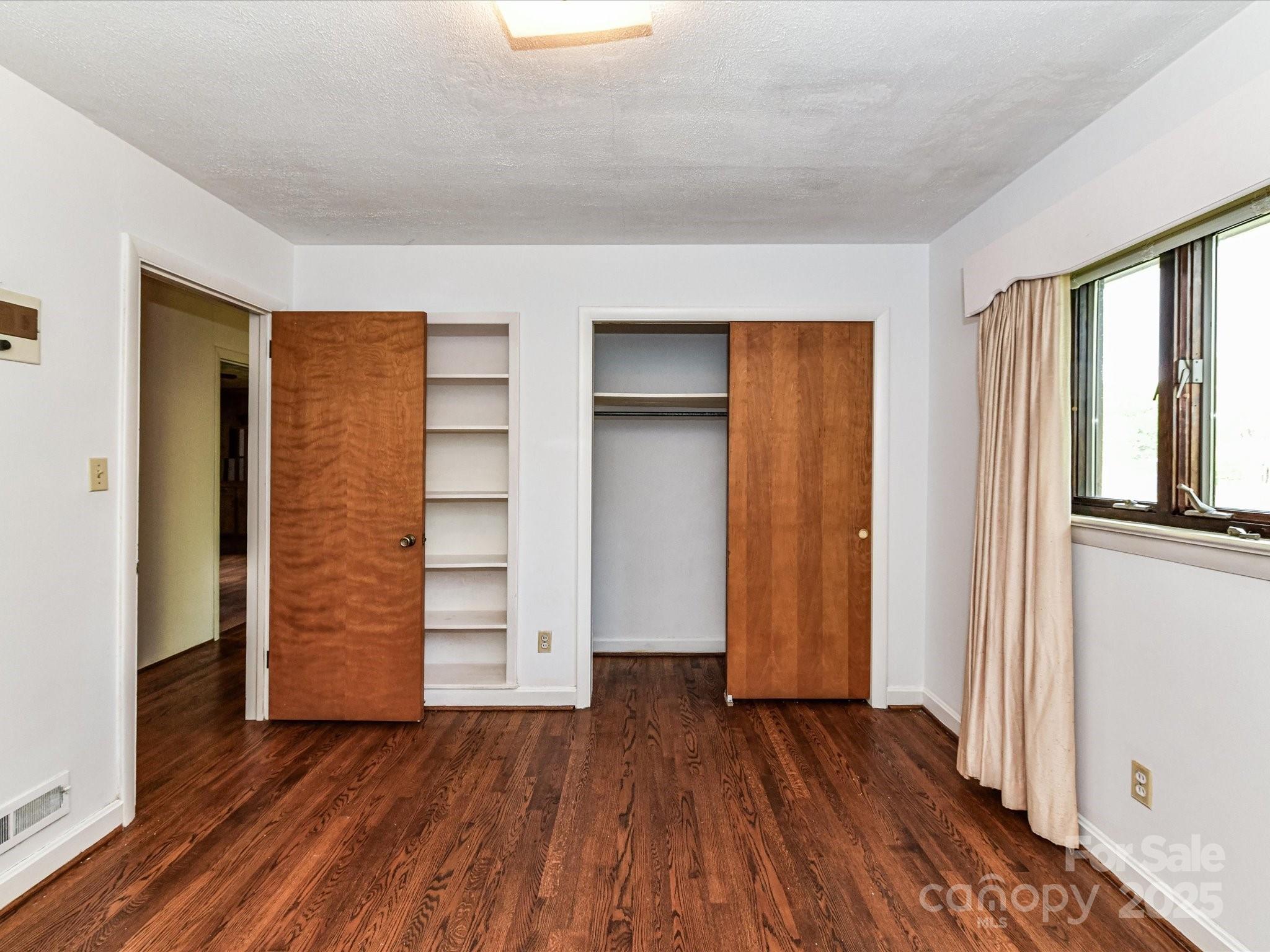 225 Enwood Drive