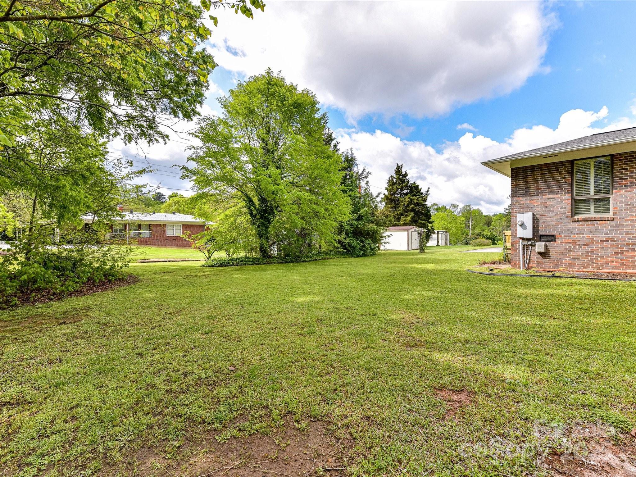 225 Enwood Drive