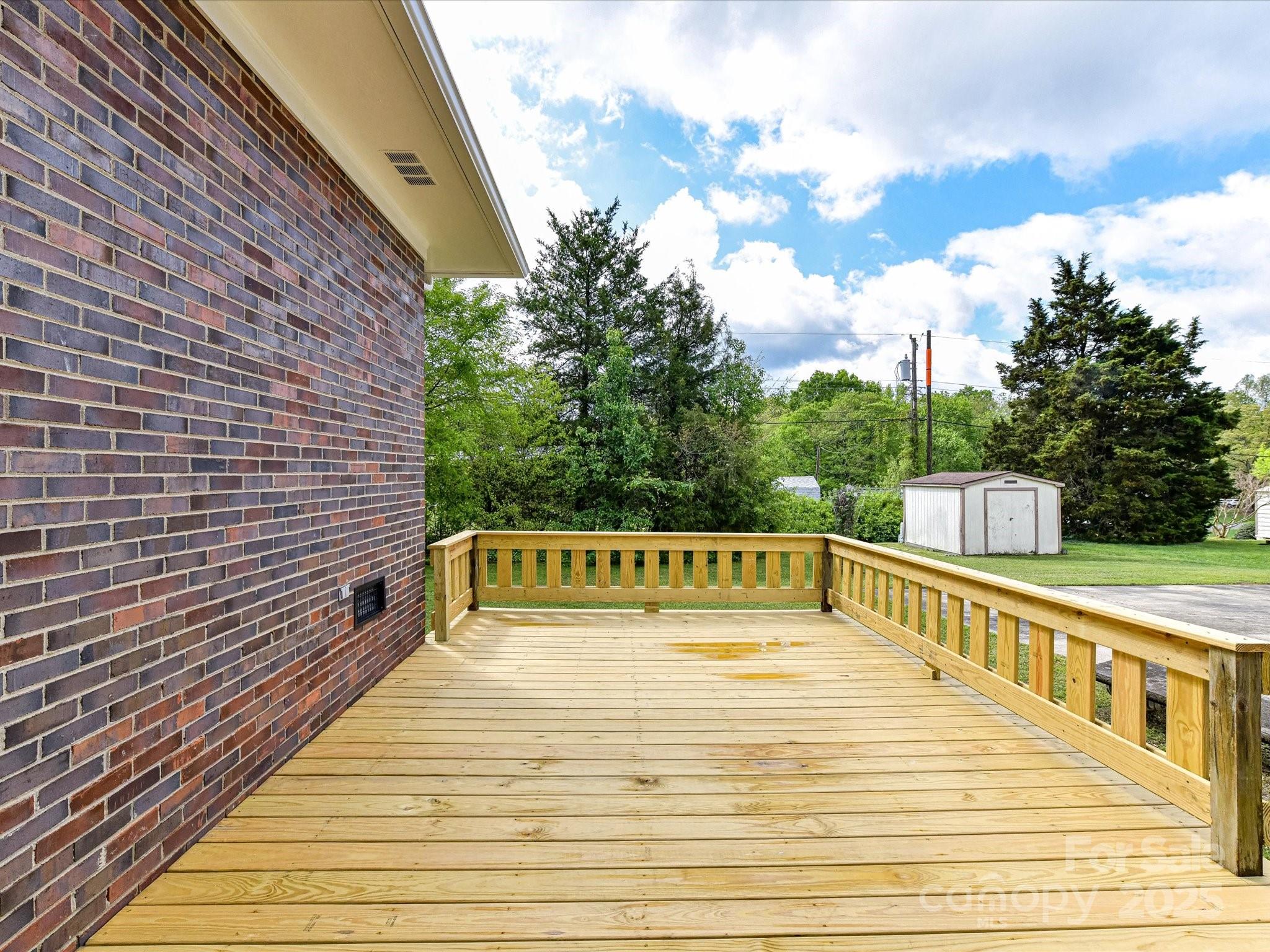 225 Enwood Drive