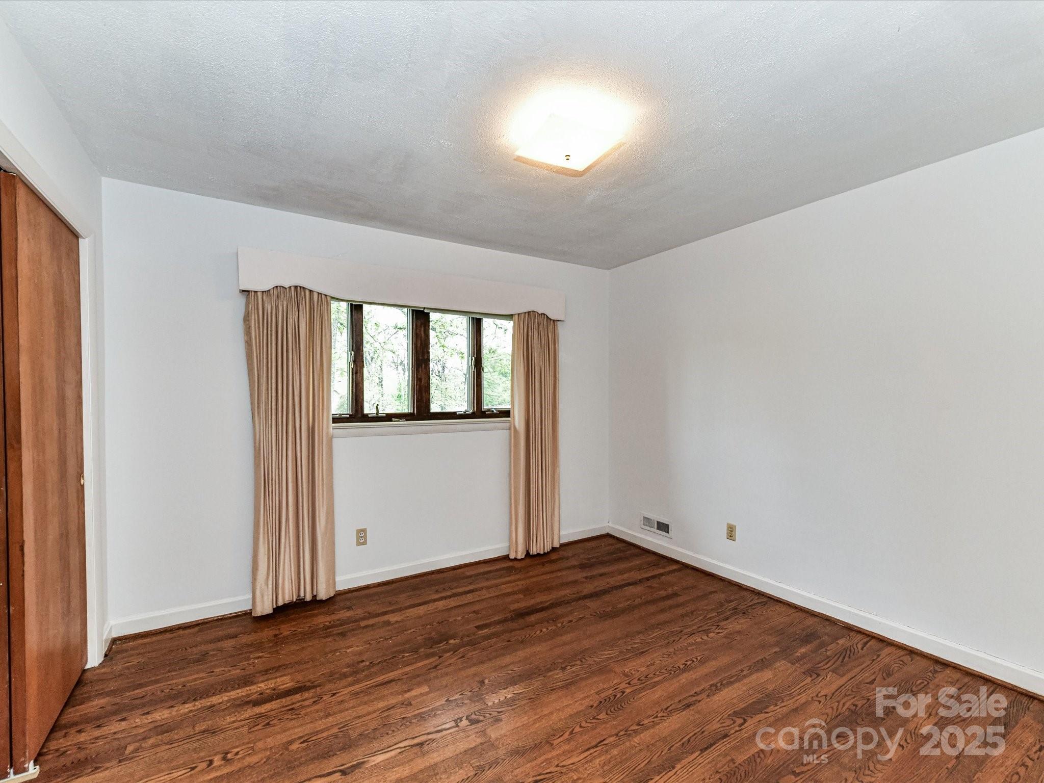 225 Enwood Drive