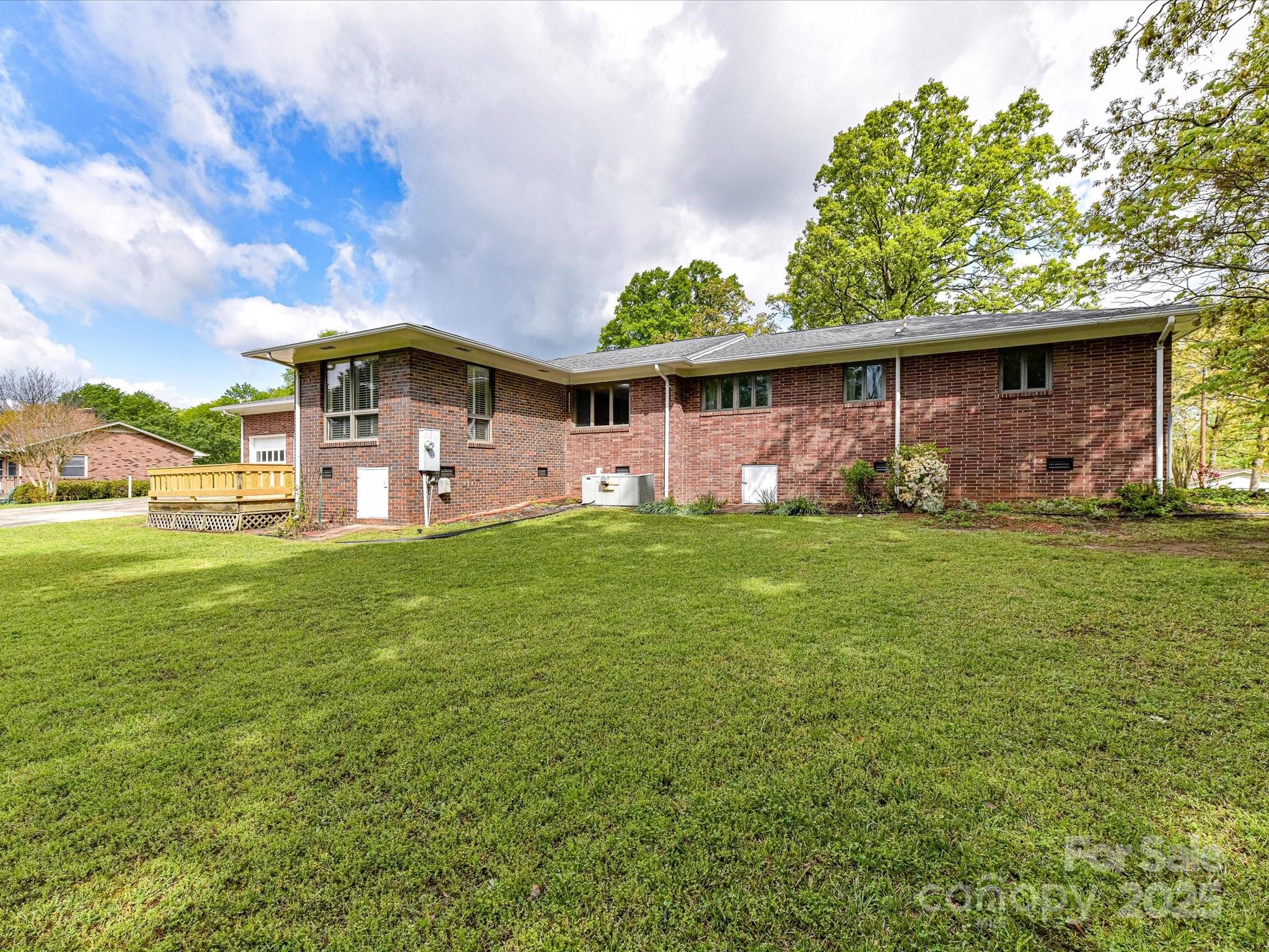 225 Enwood Drive