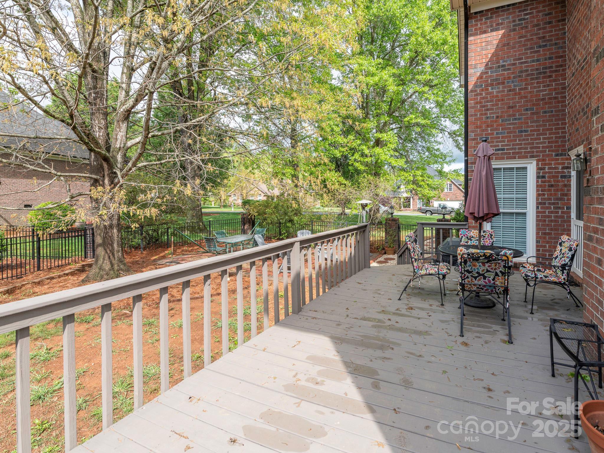 126 Pointer Court SE