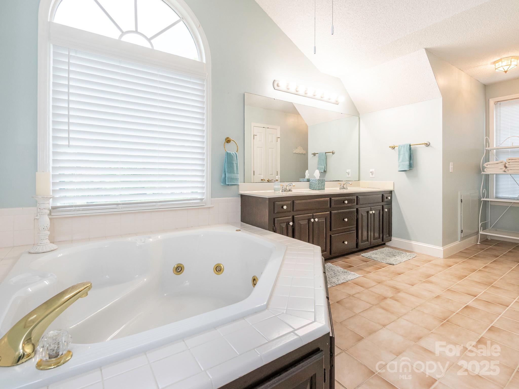 126 Pointer Court SE