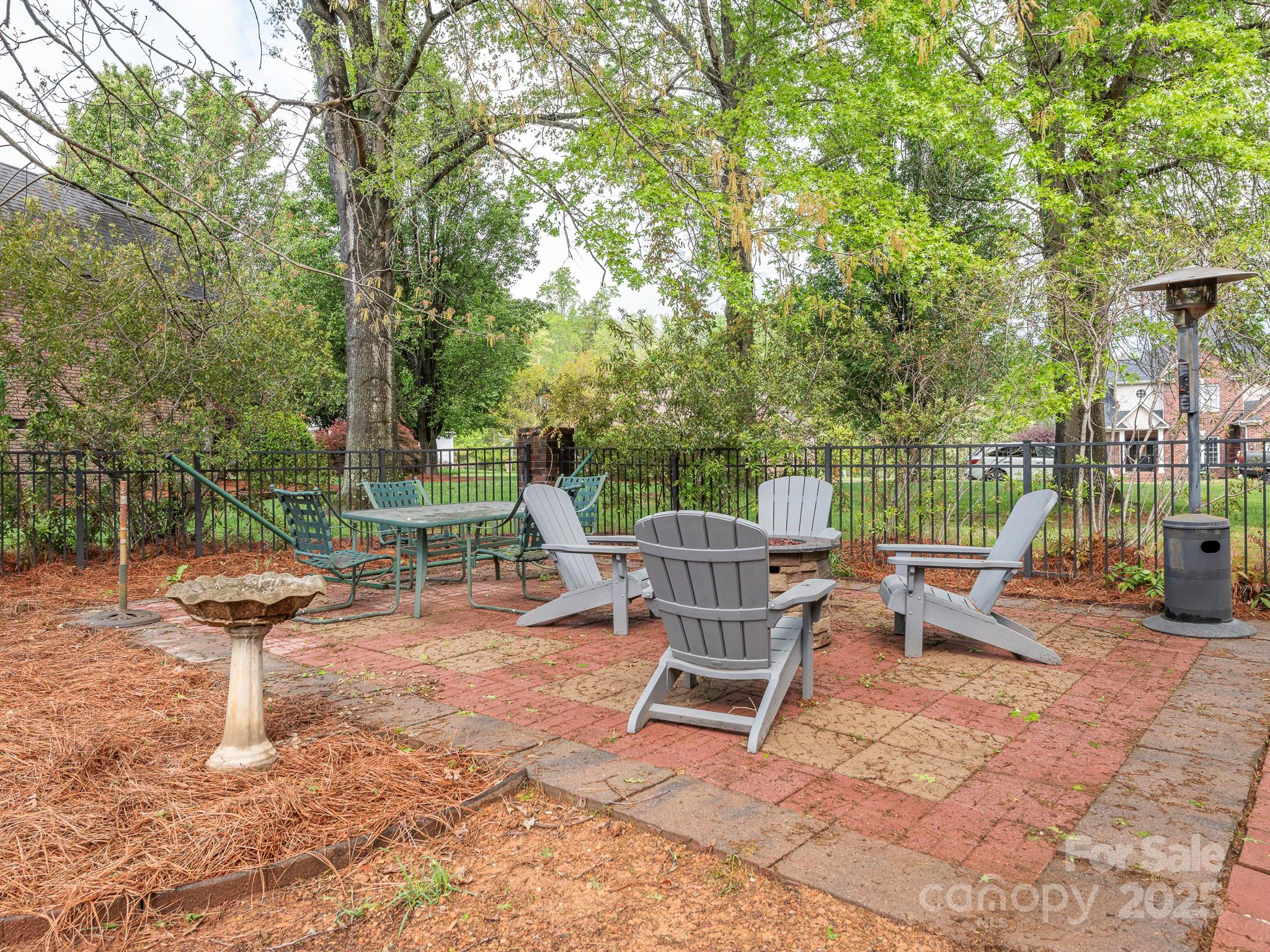 126 Pointer Court SE