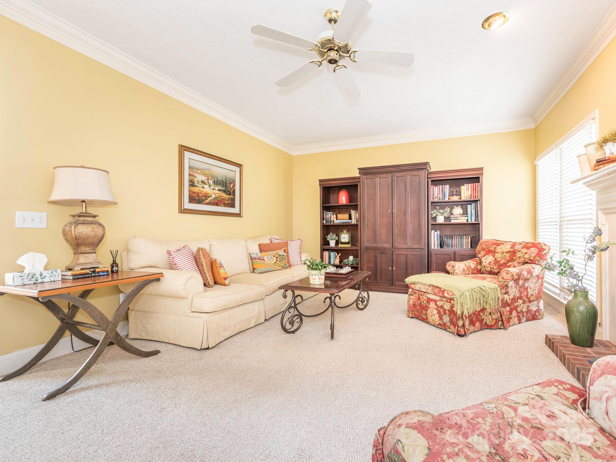 126 Pointer Court SE