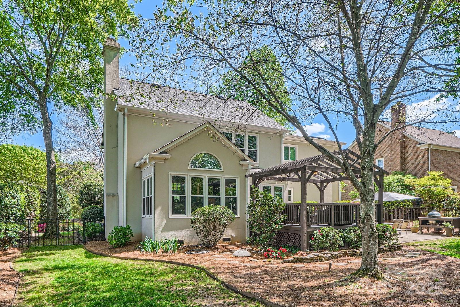 7316 Versailles Lane